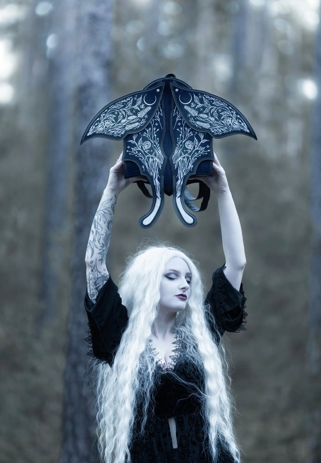 Restyle - Umbra Noctis Moth - Backpack | Neutral-Image