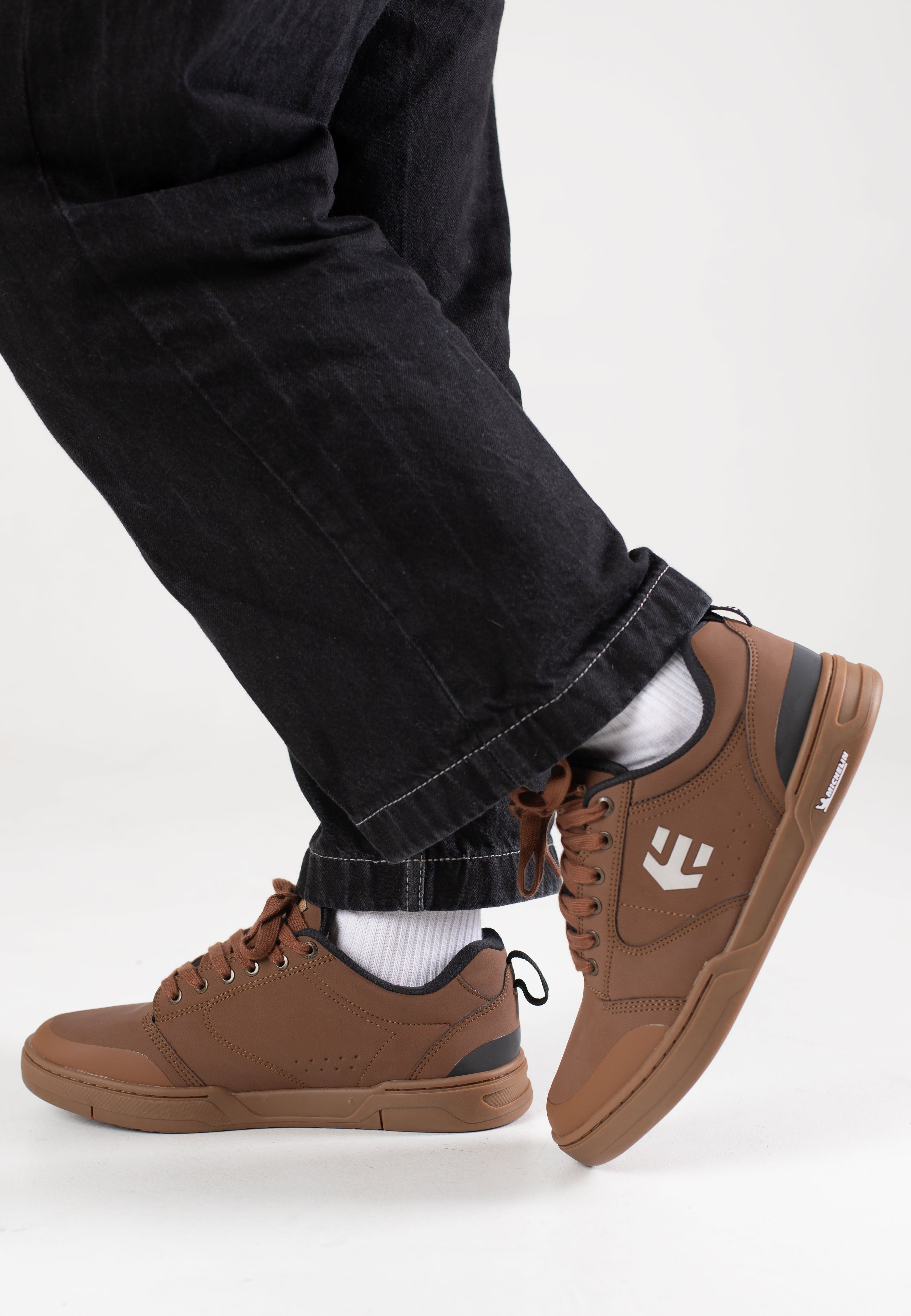 Etnies - Camber Michelin X Brown/Gum - Shoes | Men-Image