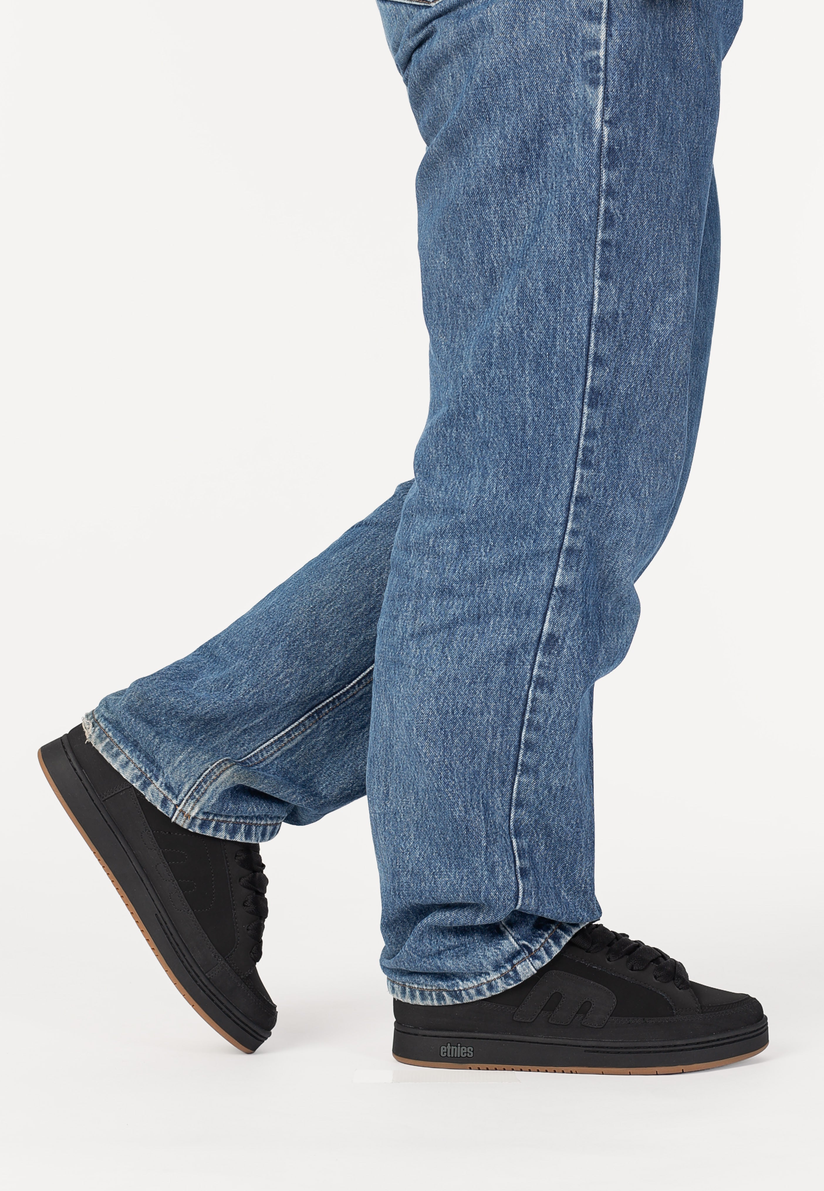 Etnies - Kingpin 2K Black Dirty Wash - Shoes | Men-Image