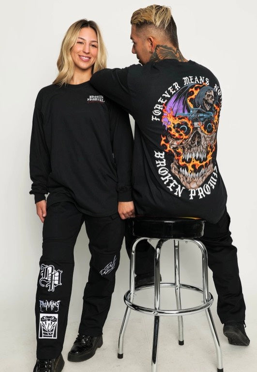 Broken Promises - Magma Black - Longsleeve | Women-Image