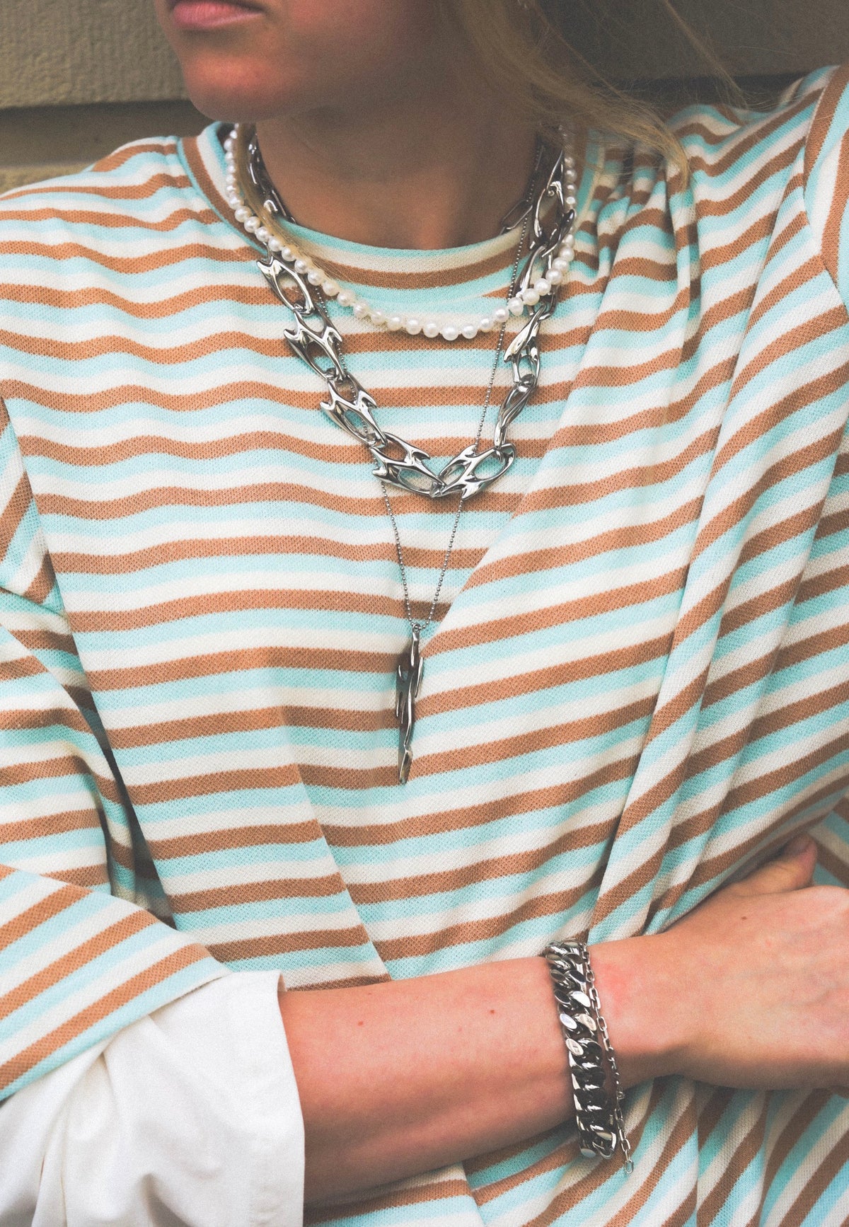 Fainz Ornament Silver Choker | Neutral-Image