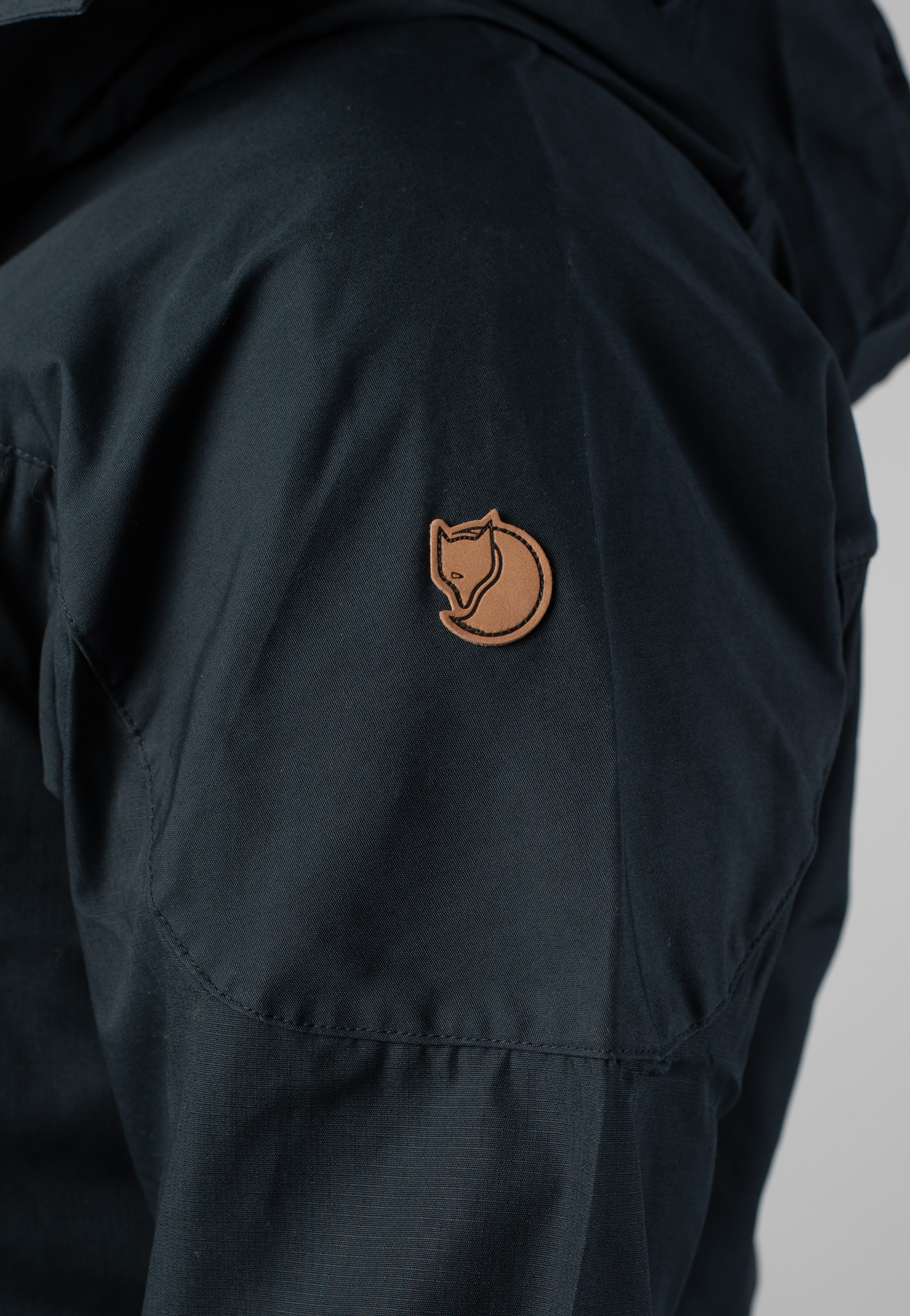 Fjällräven - Skogsö Dark Navy - Windbreaker | Men-Image