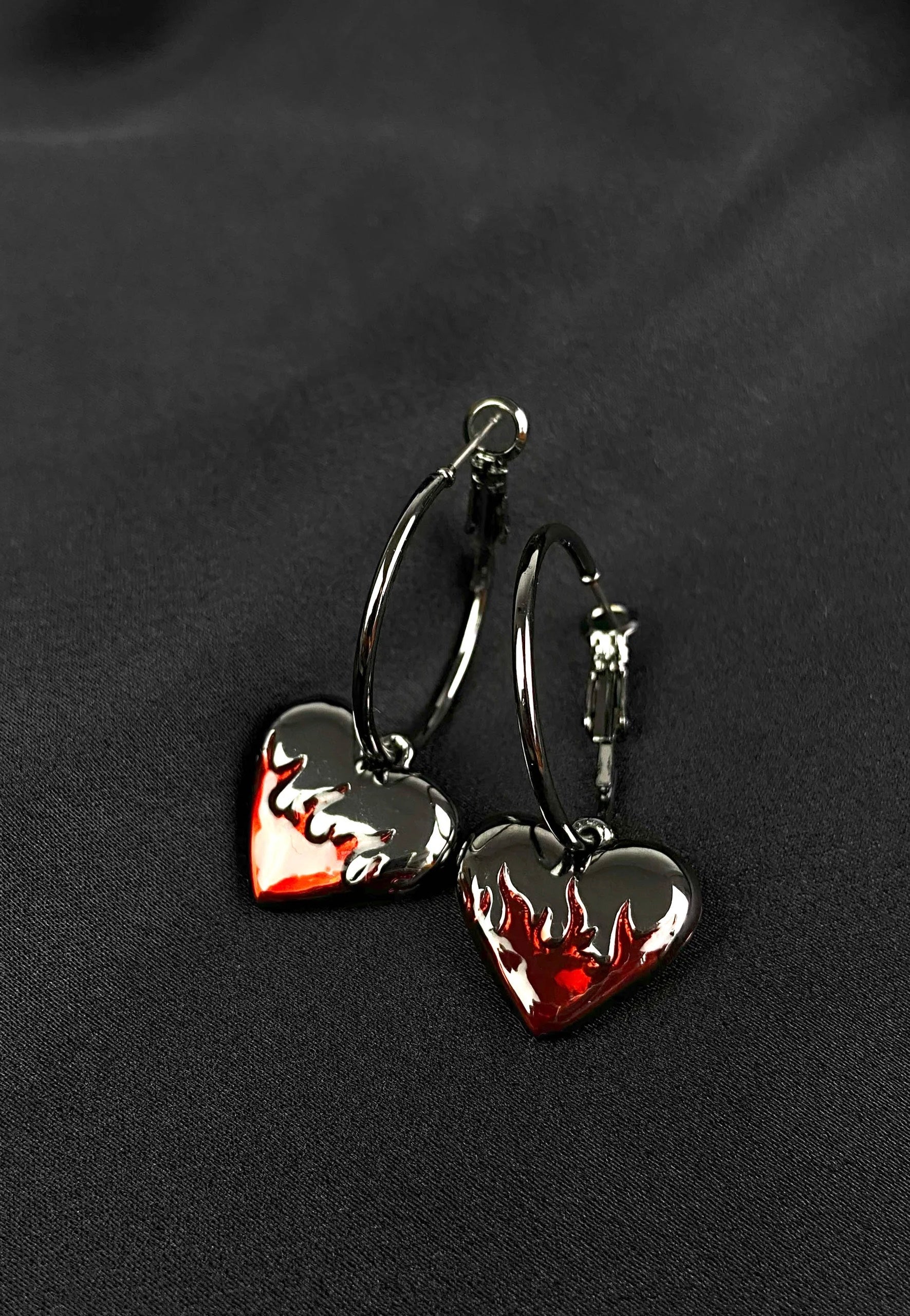 Pamela Mann - Flame Heart Hoop - Earrings | Women-Image