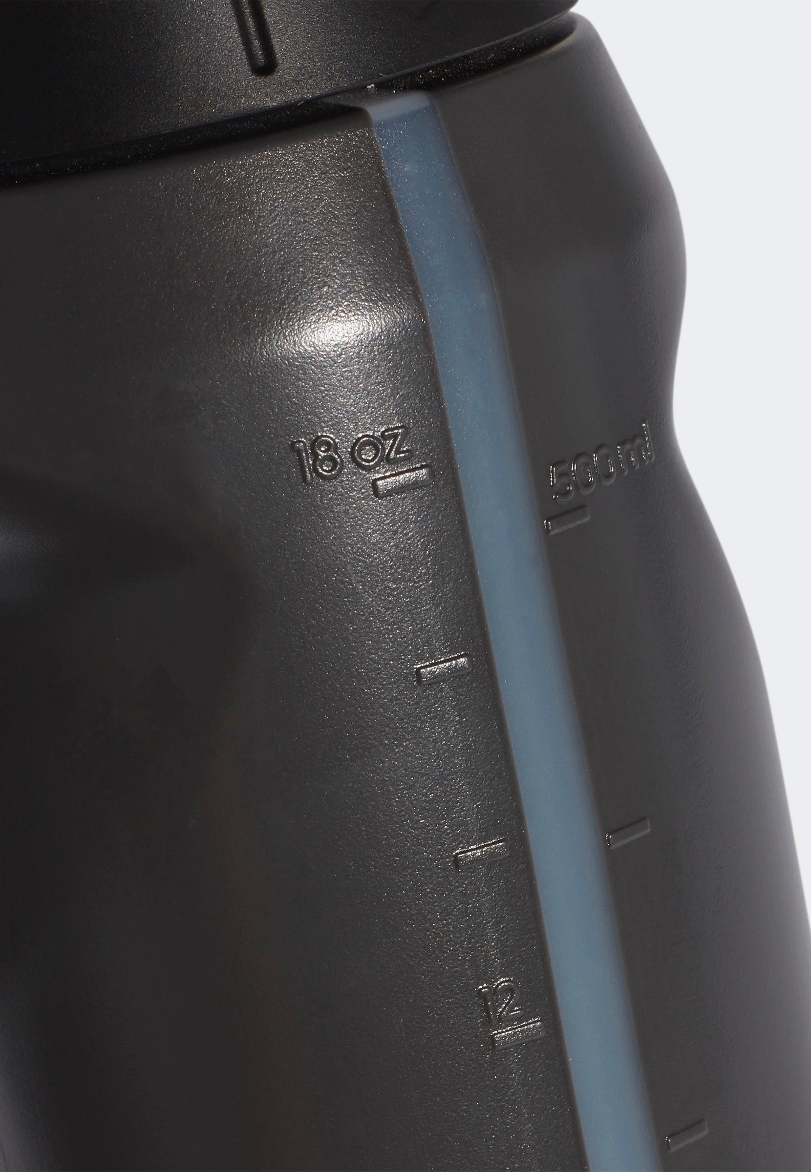 Adidas - Perf 0,5 Black/Black/Solred - Bottle | Neutral-Image