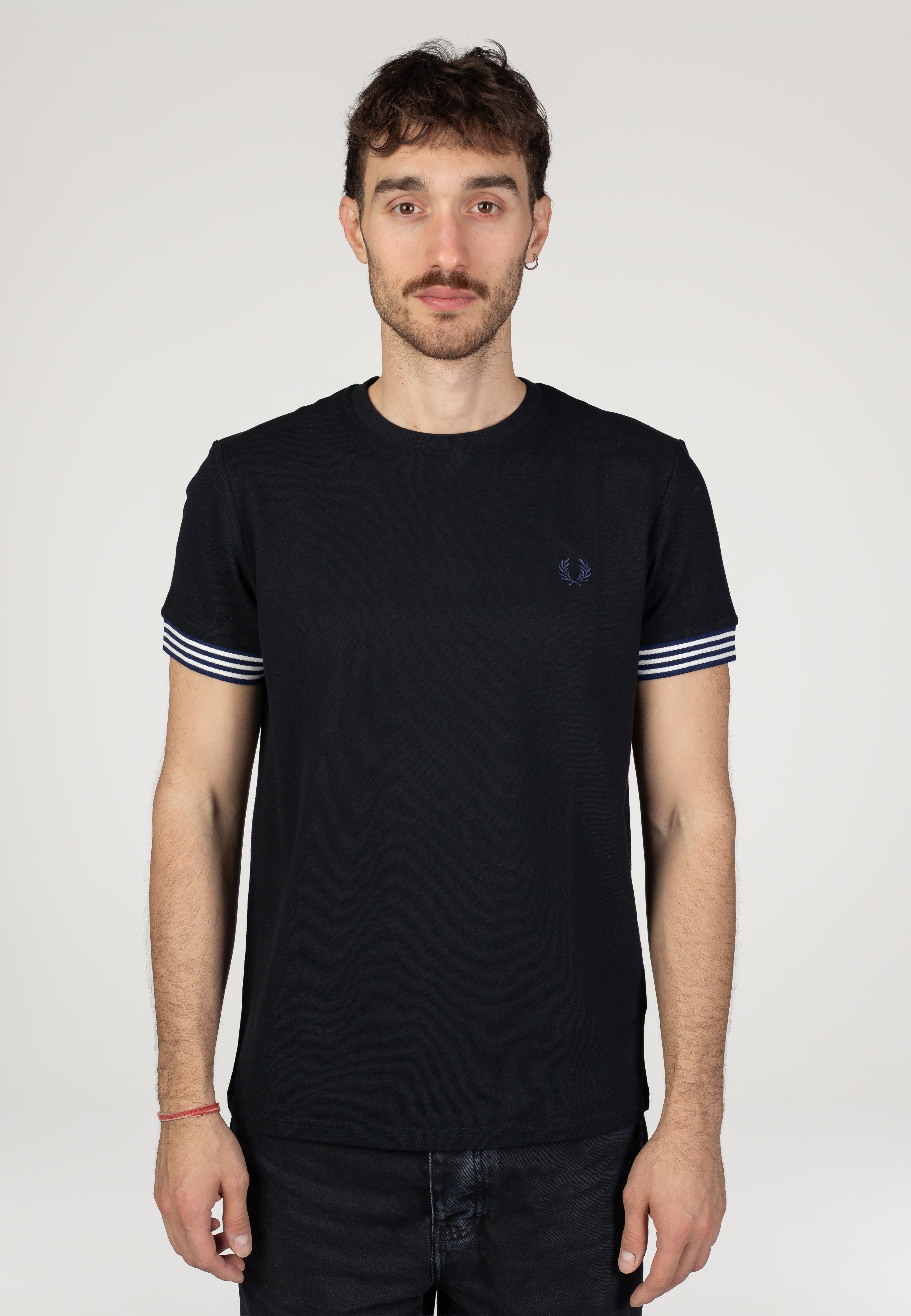 Fred Perry - Striped Cuff Black - T-Shirt | Men-Image