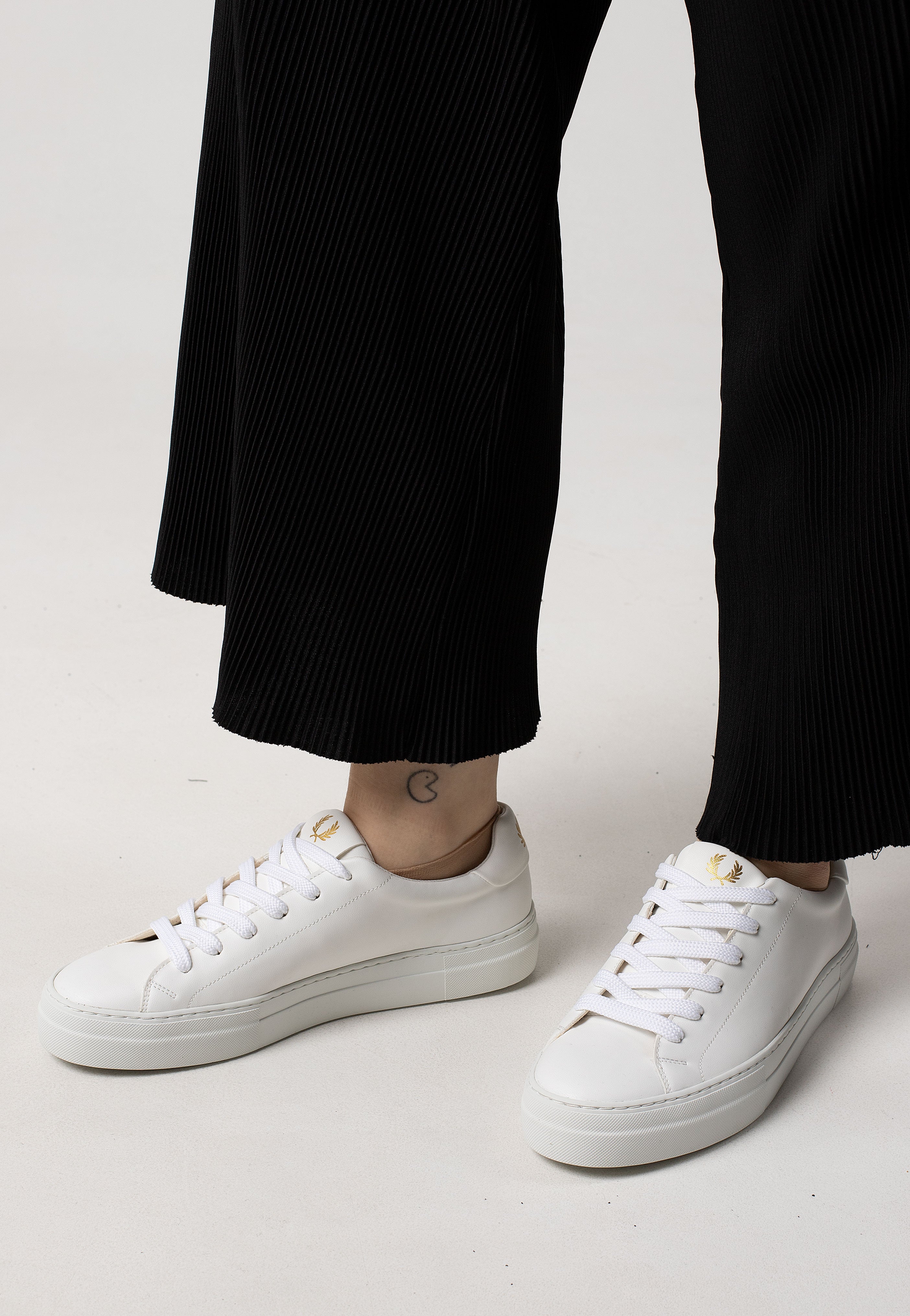 Fred Perry - B80 Vegan White - Shoes | Neutral-Image