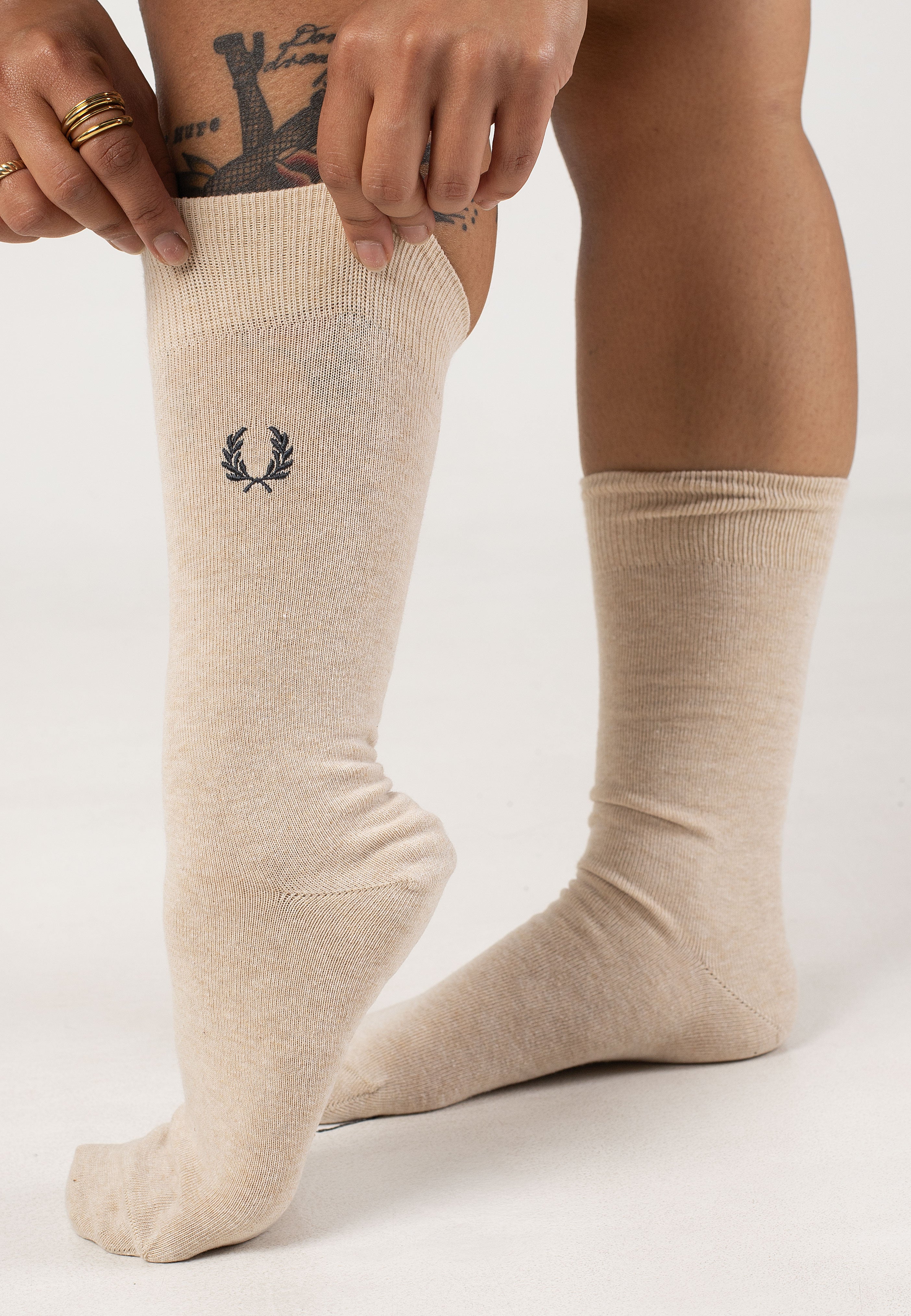 Fred Perry - Classic Laurel Wreath Porridge/ Anchor Grey - Socks | Women-Image