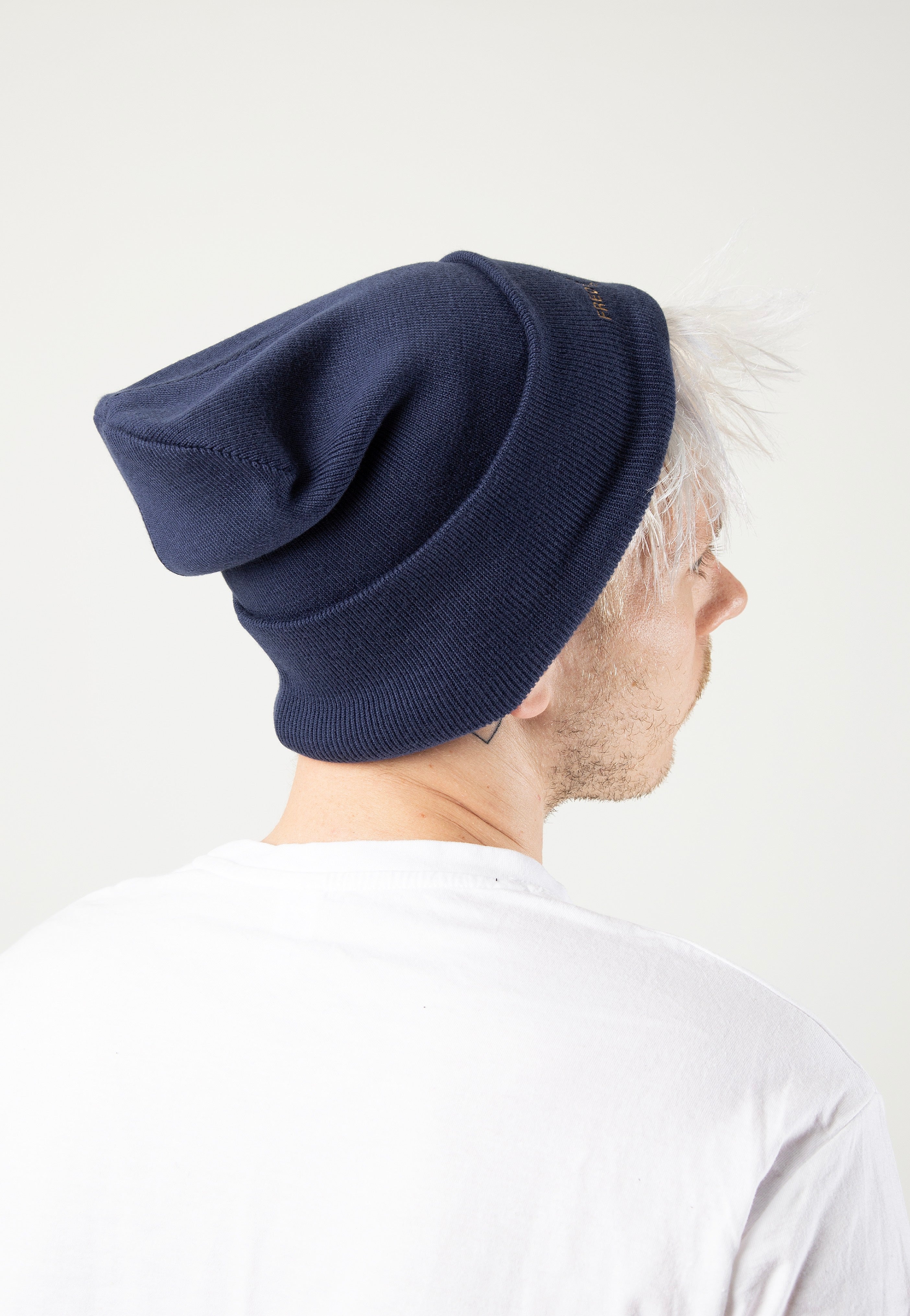 Fred Perry - Graphic French Navy/Dark Caramel - Beanie | Neutral-Image