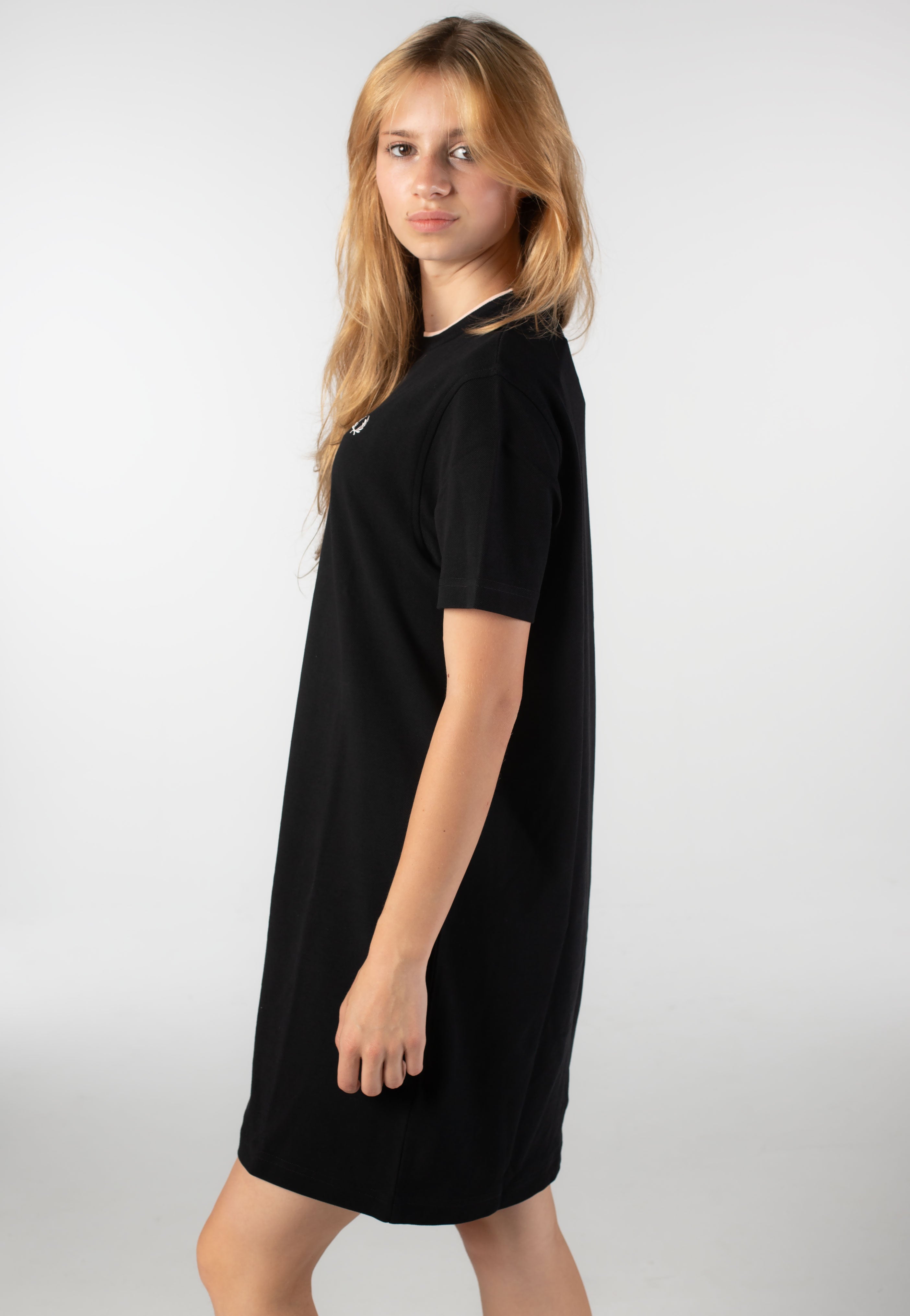 Fred Perry - Tipped Pique T-Shirt Black - Dress | Women-Image