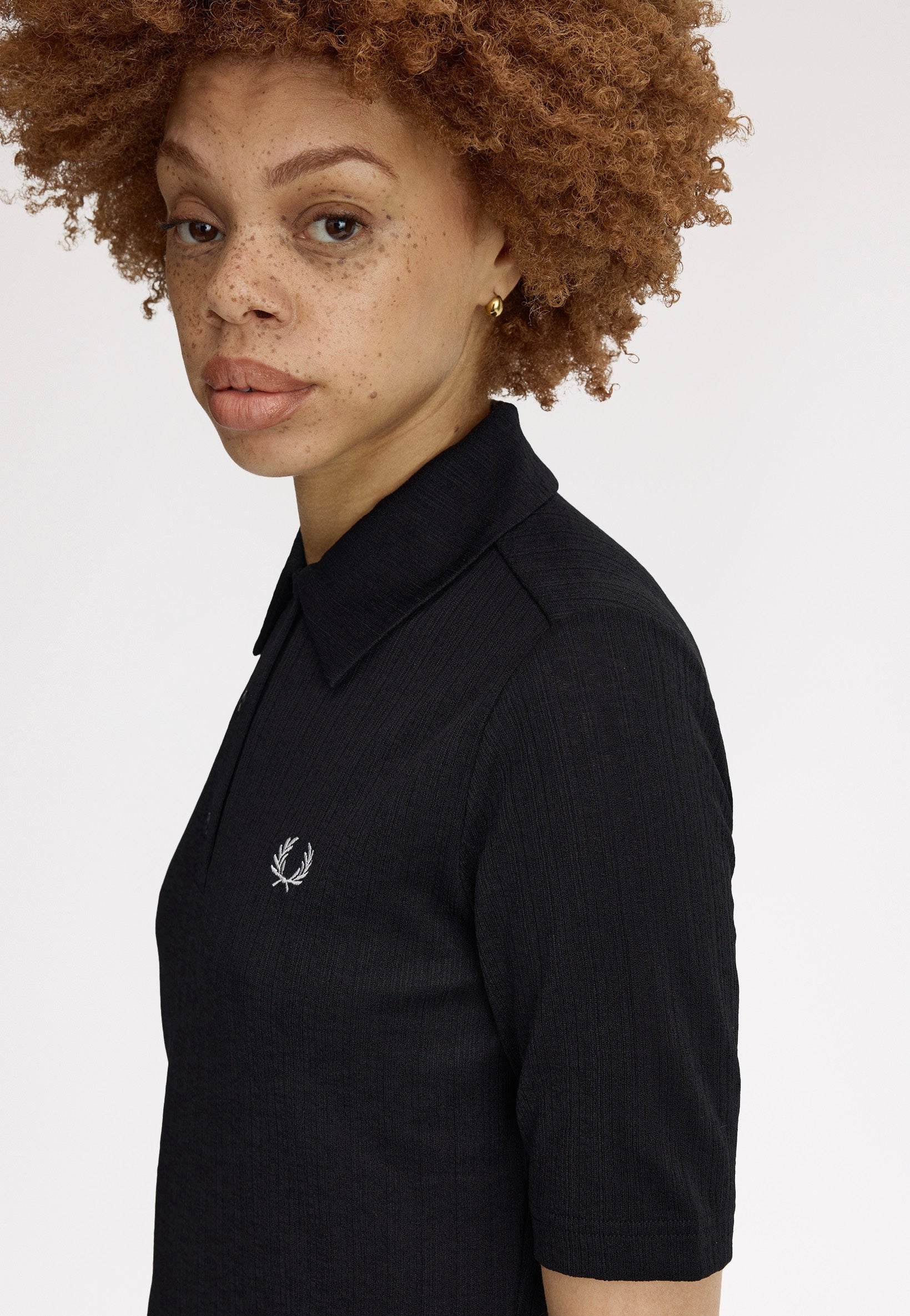 Fred Perry - Sheer Rib Black - Polo | Women-Image