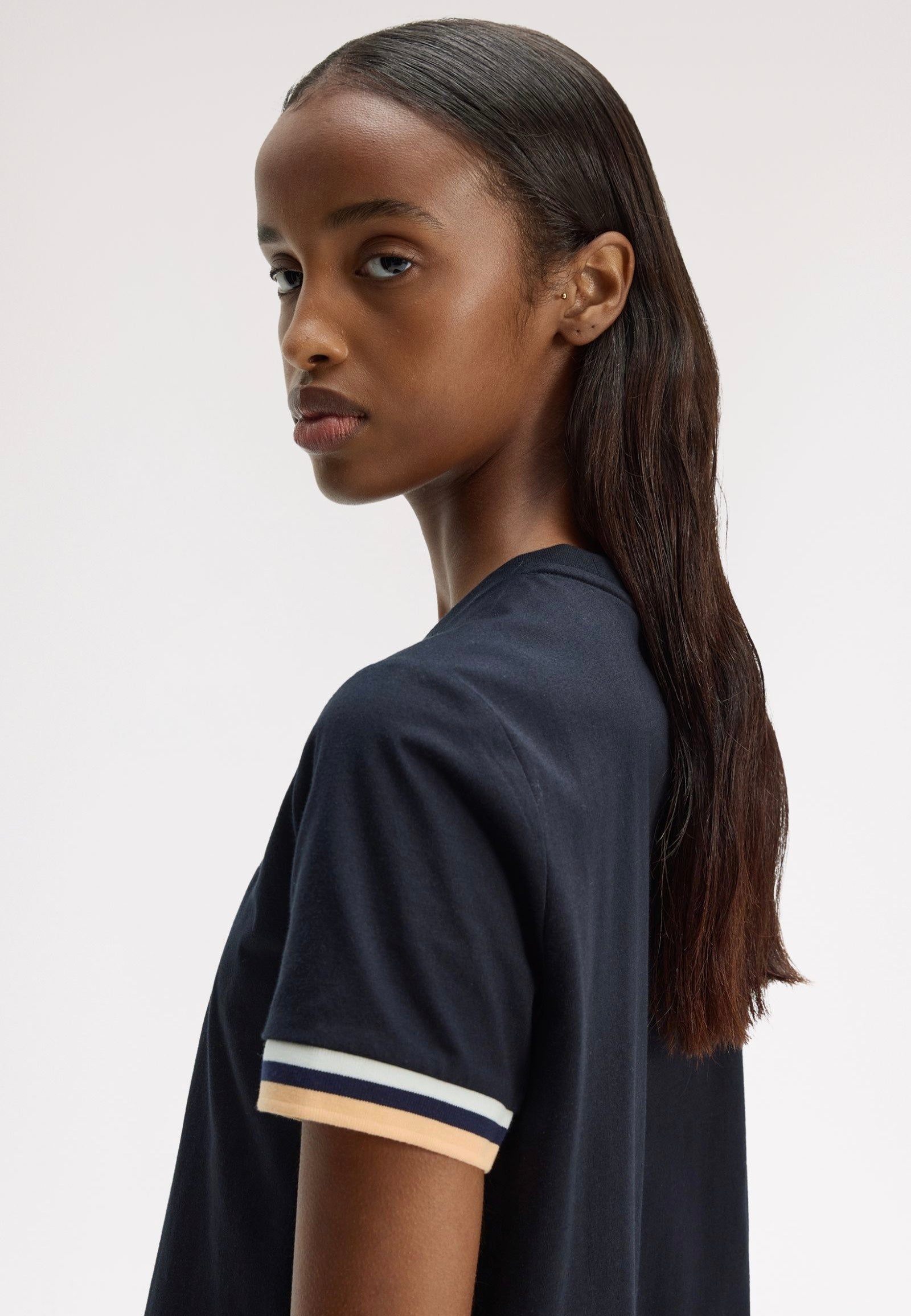 Fred Perry - Bold Tipped Navy - T-Shirt | Impericon