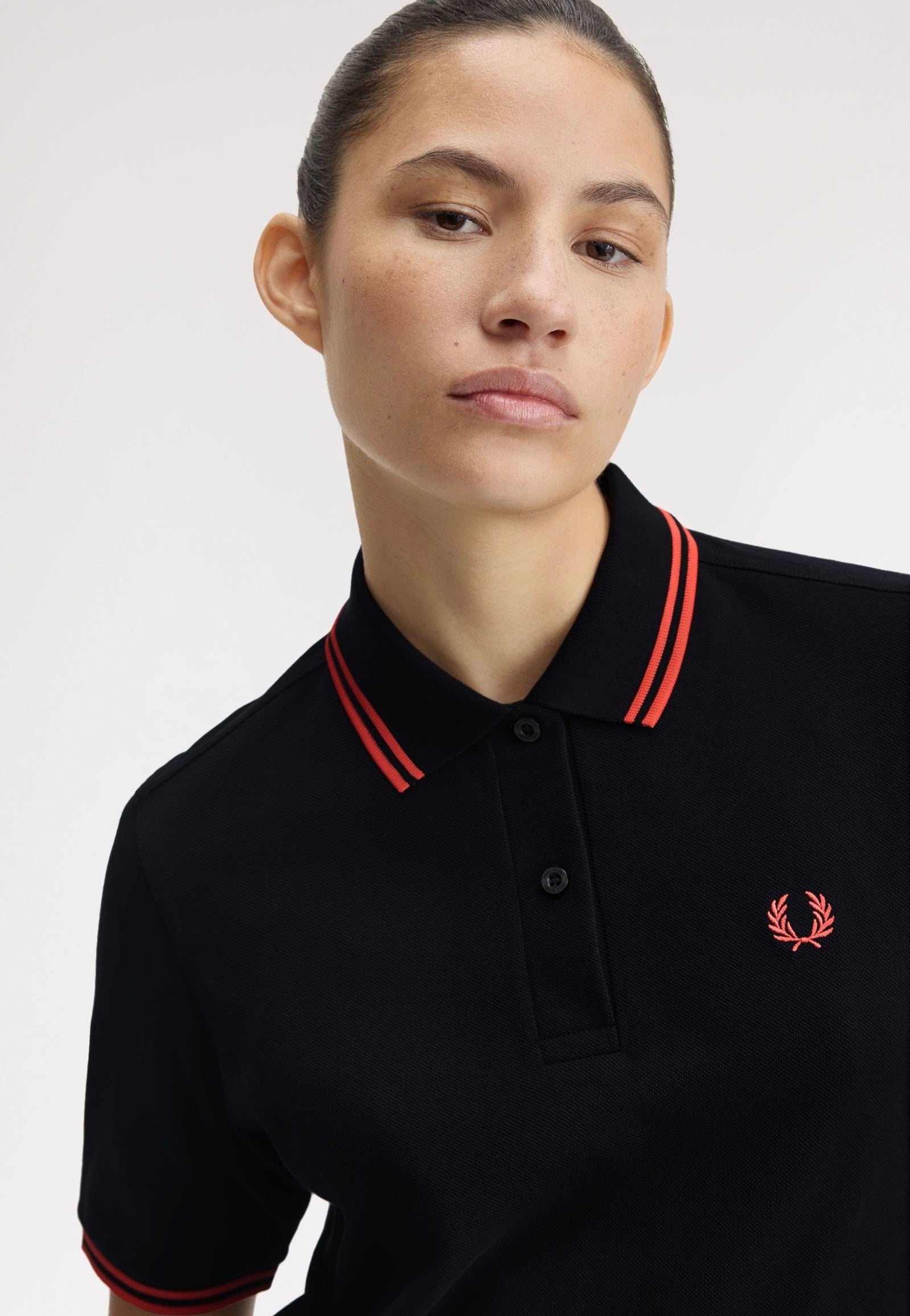 Fred Perry - Twin Tipped Black/Flamingo Tan/Flamingo Tan - Polo | Women-Image