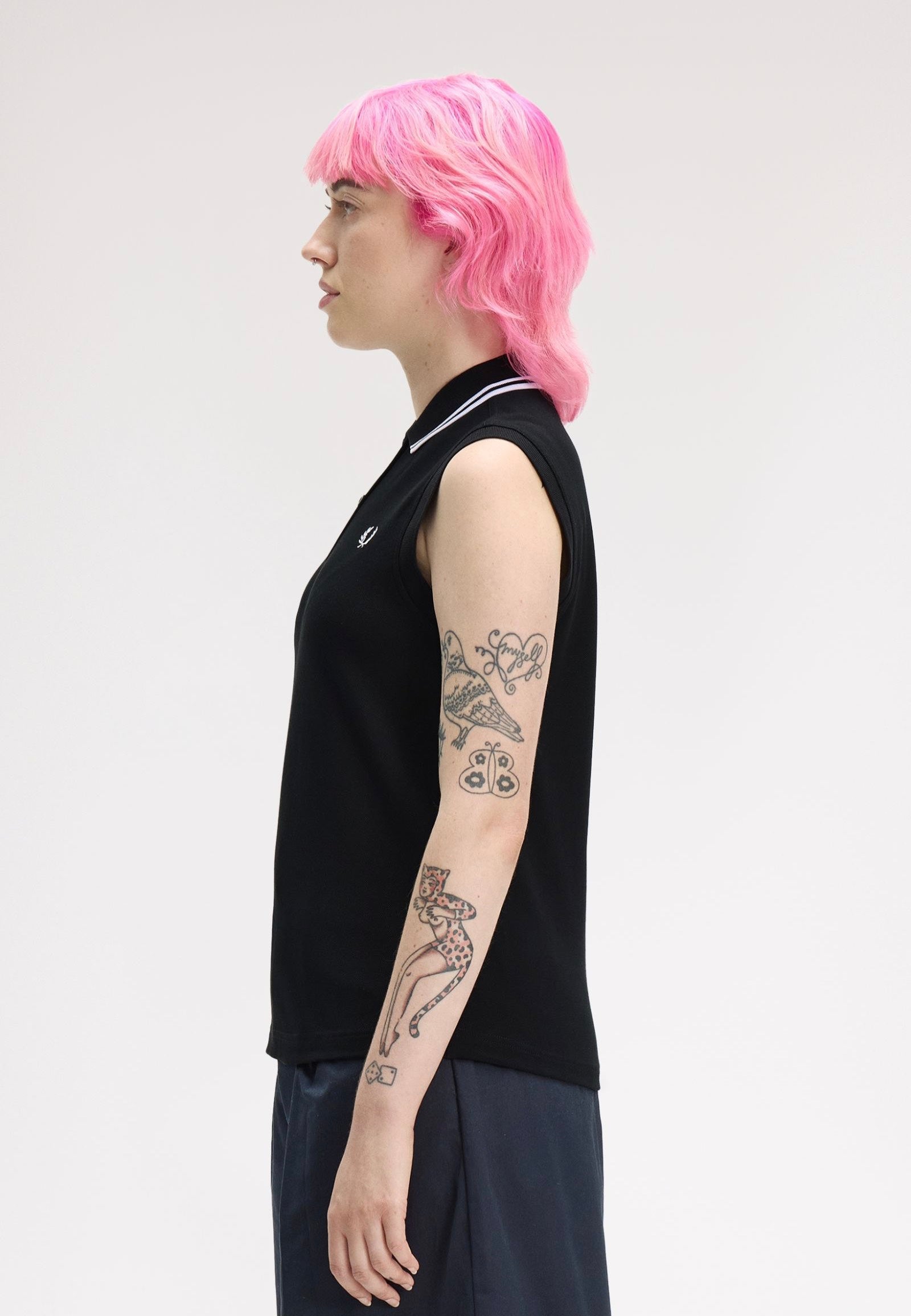 Fred Perry - Sleeveless Twin Tipped Black/White - Tank | Women-Image