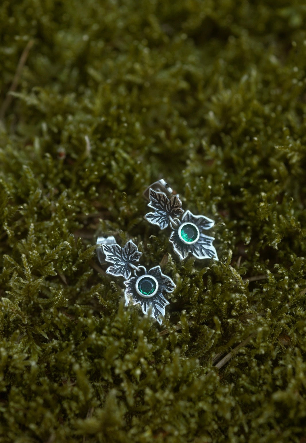 Restyle - Poisoned Ivy Silver - Earrings | Neutral-Image