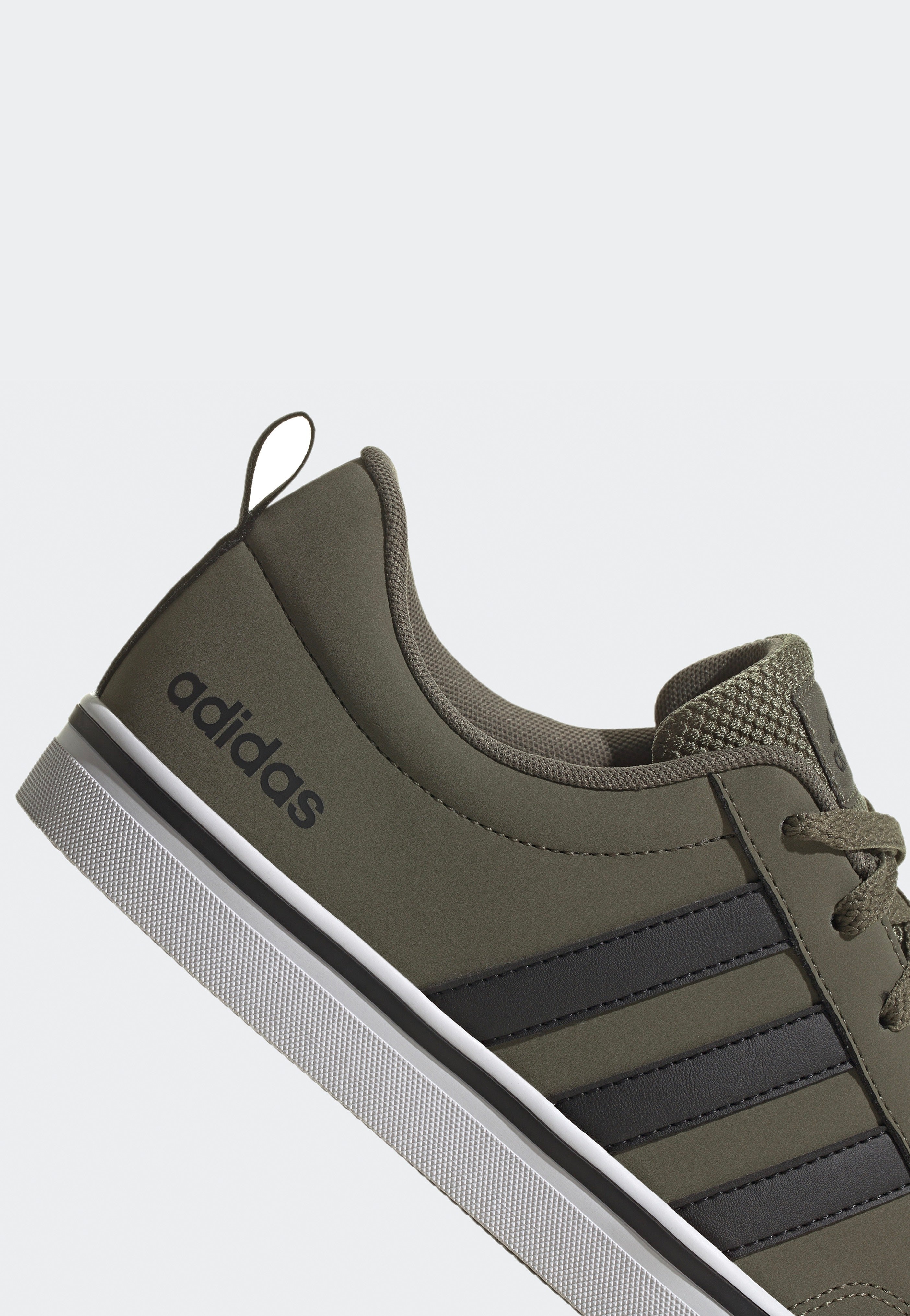Adidas - Vs Pace 2.0 Olistr/Cblack/Ftwwht - Shoes | Men-Image