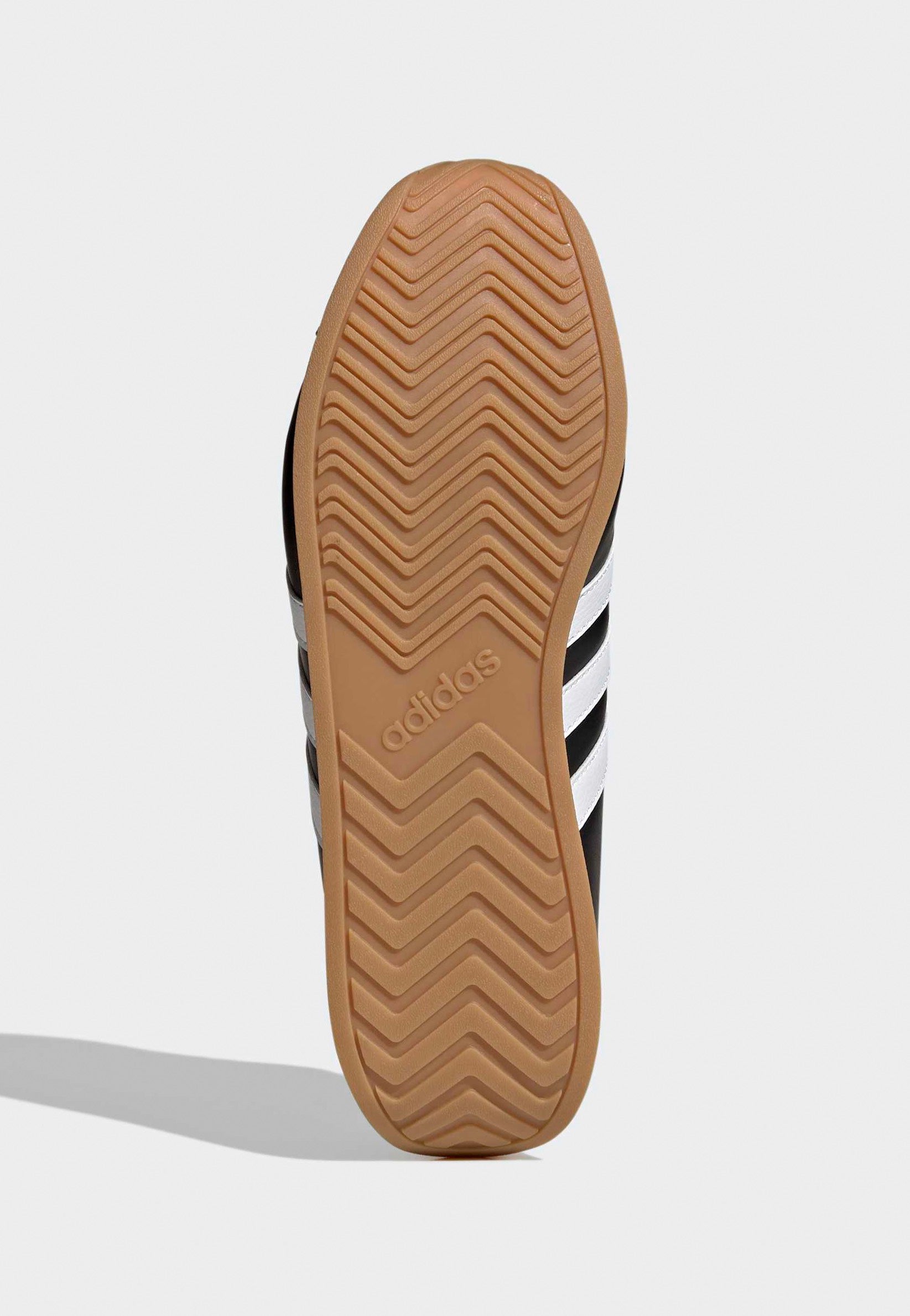 Adidas - Runvista Cblack/Ftwwht/Gum3 - Shoes | Men-Image