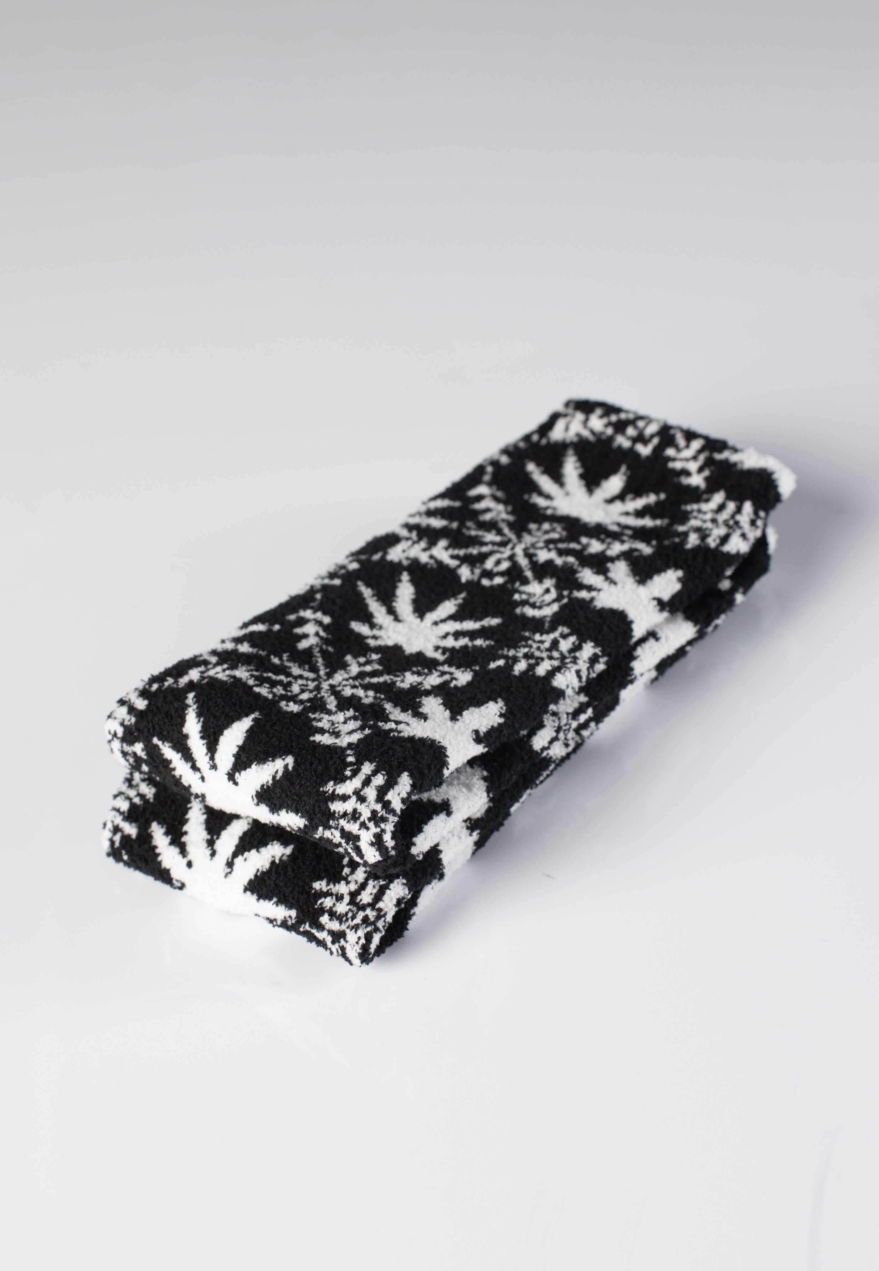 HUF - Arctic Plantlife Fuzzy - Socks | Neutral-Image