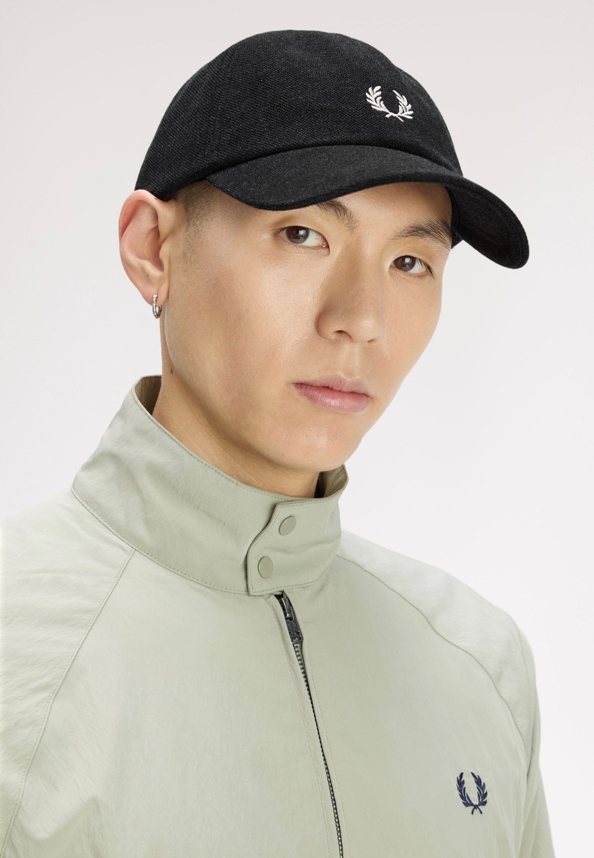Fred Perry Pique Classic Charcoal Marl/Ecru Cap | Neutral-Image