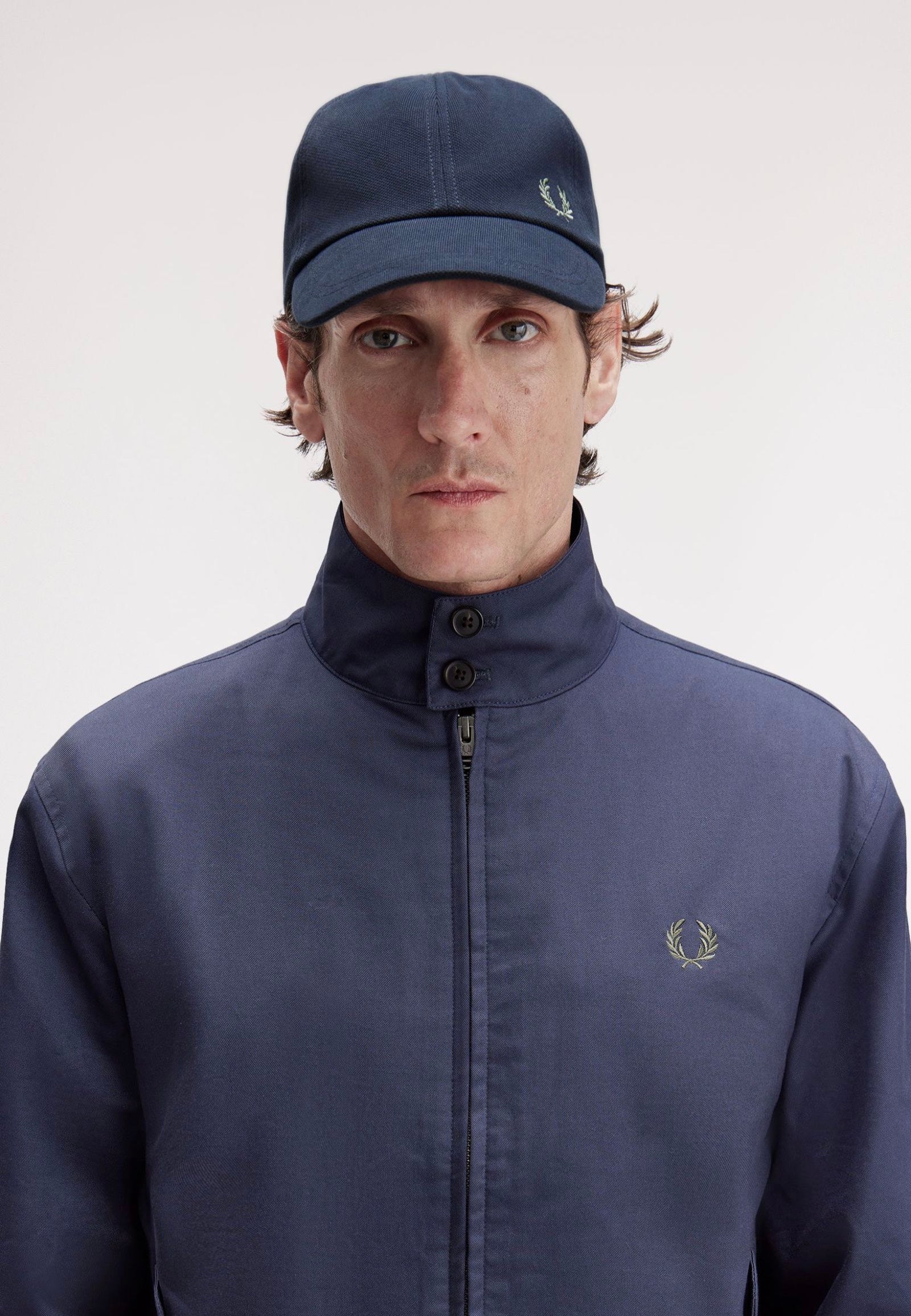 Fred Perry - Pique Classic Dark Airforce/Bayleaf - Cap | Neutral-Image