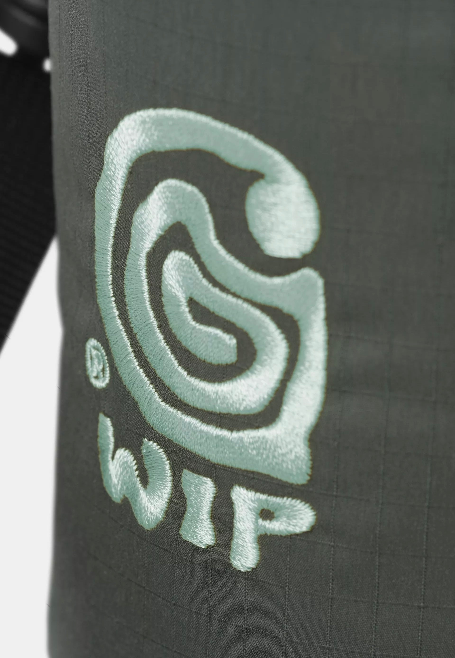 Carhartt WIP - Helix Irwin Opuntia/Pale Olive - Bottle Holder | Neutral-Image