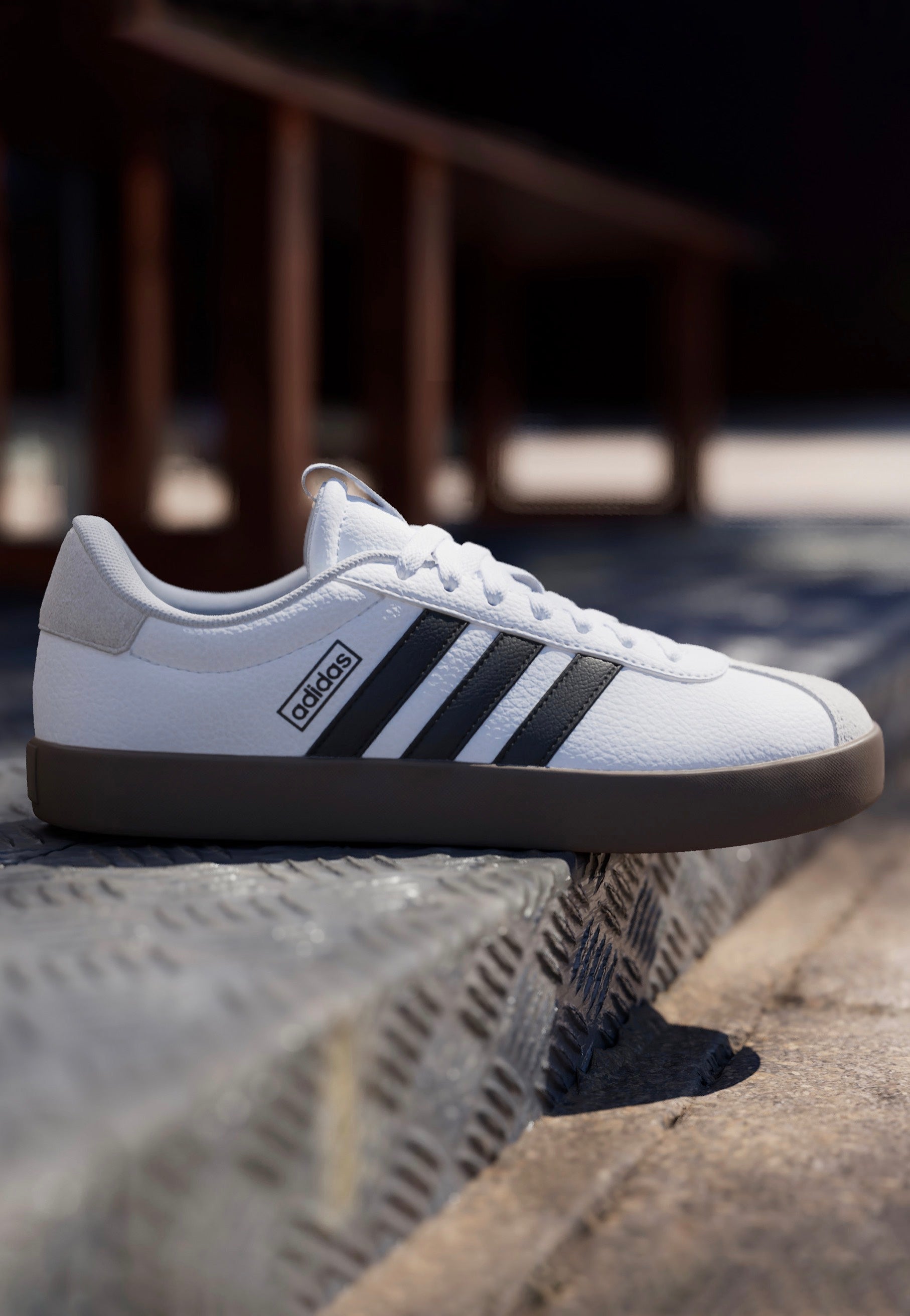 Adidas - Vl Court 3.0 Ftwwht/Cblack/Greone - Girl Shoes | Women-Image