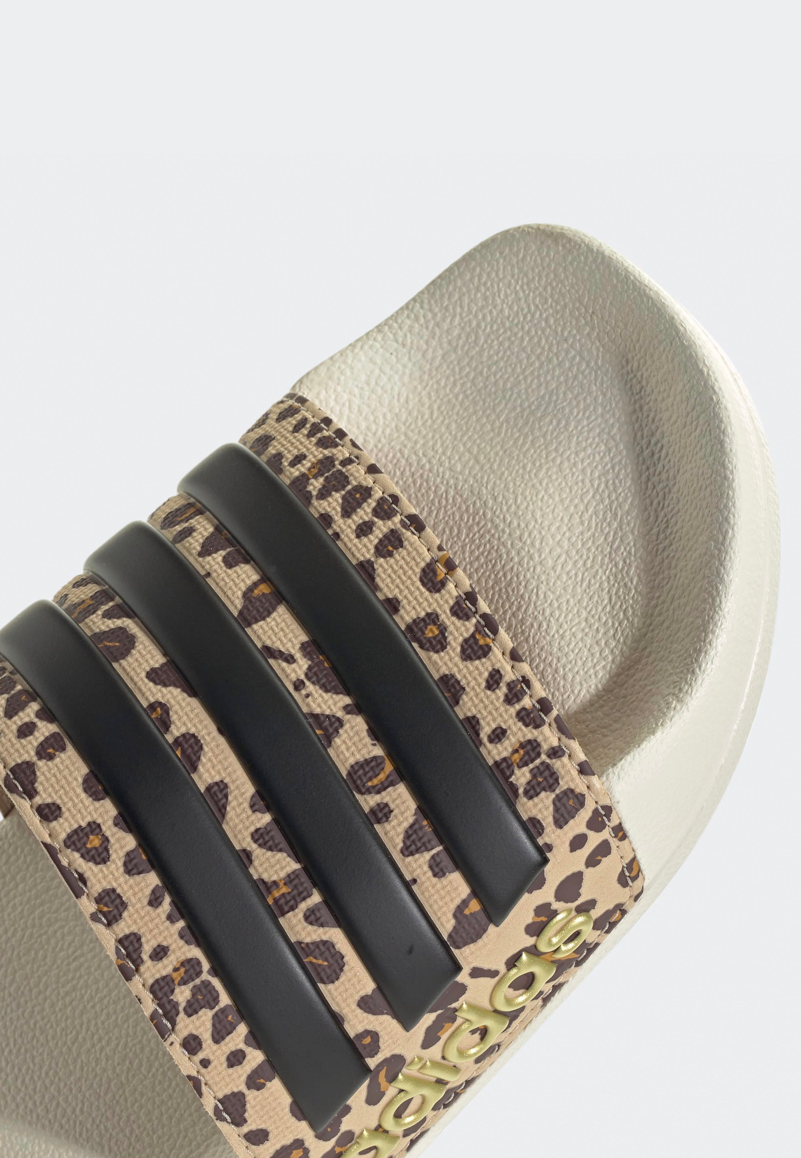 Adidas - Adilette Shower Owhite/Cblack/Magbei - Girl Slides | Women-Image
