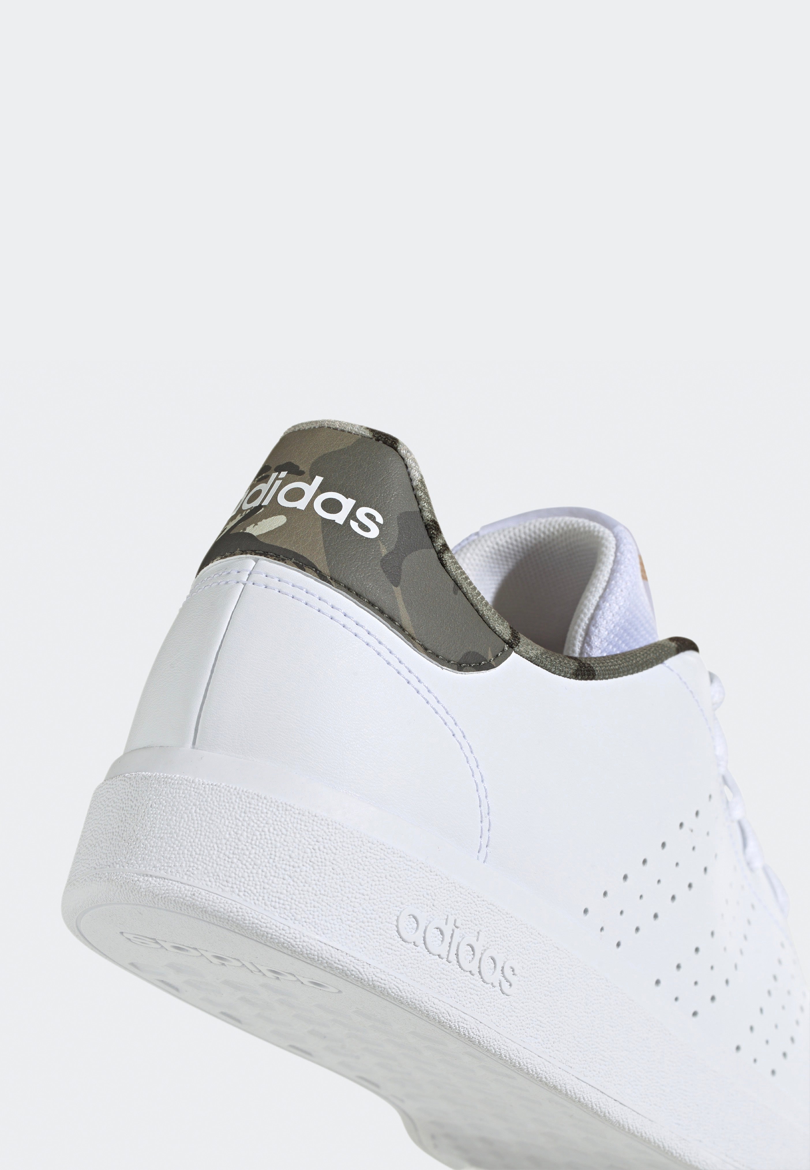 Adidas - Advantage Base 2.0 Ftwwht/Ftwwht/Olistr - Shoes | Men-Image