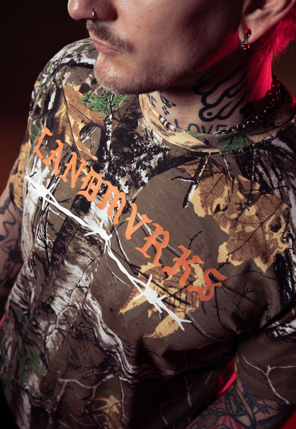 Landmvrks Barbed Wire Real Camo Camiseta | Men-Image