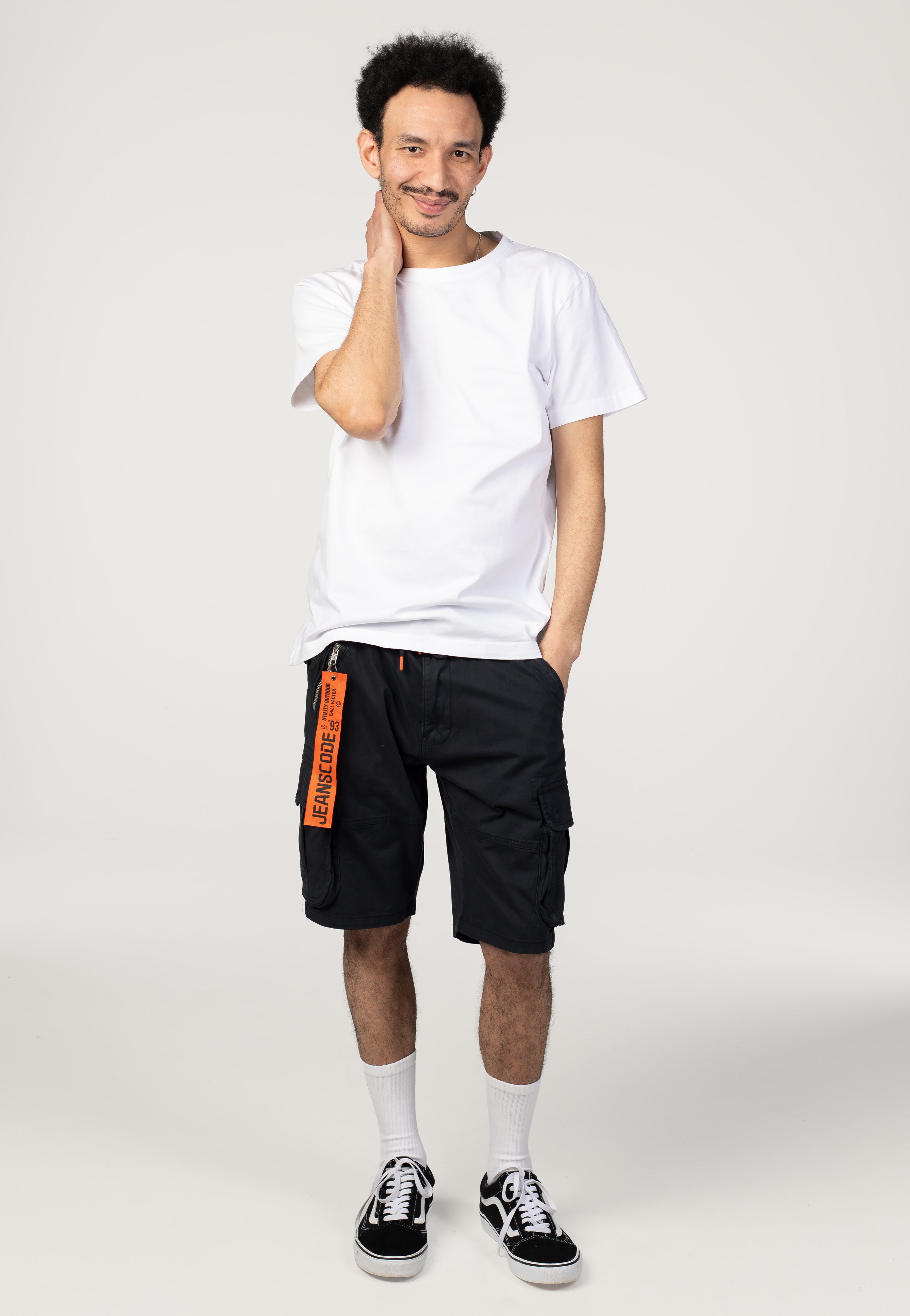 Indicode - Pearl Black - Shorts | Men-Image