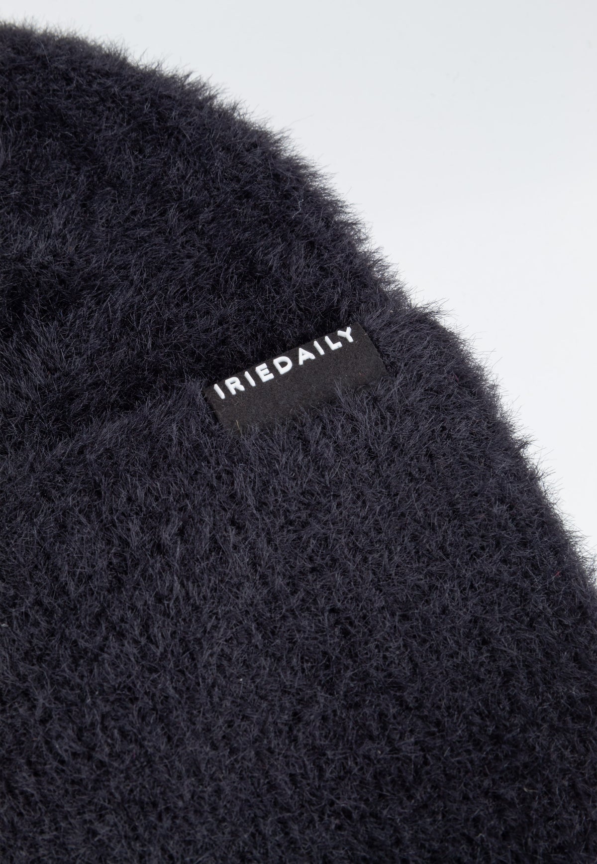 Iriedaily Fuzzy Feather Black Beanie | Neutral-Image