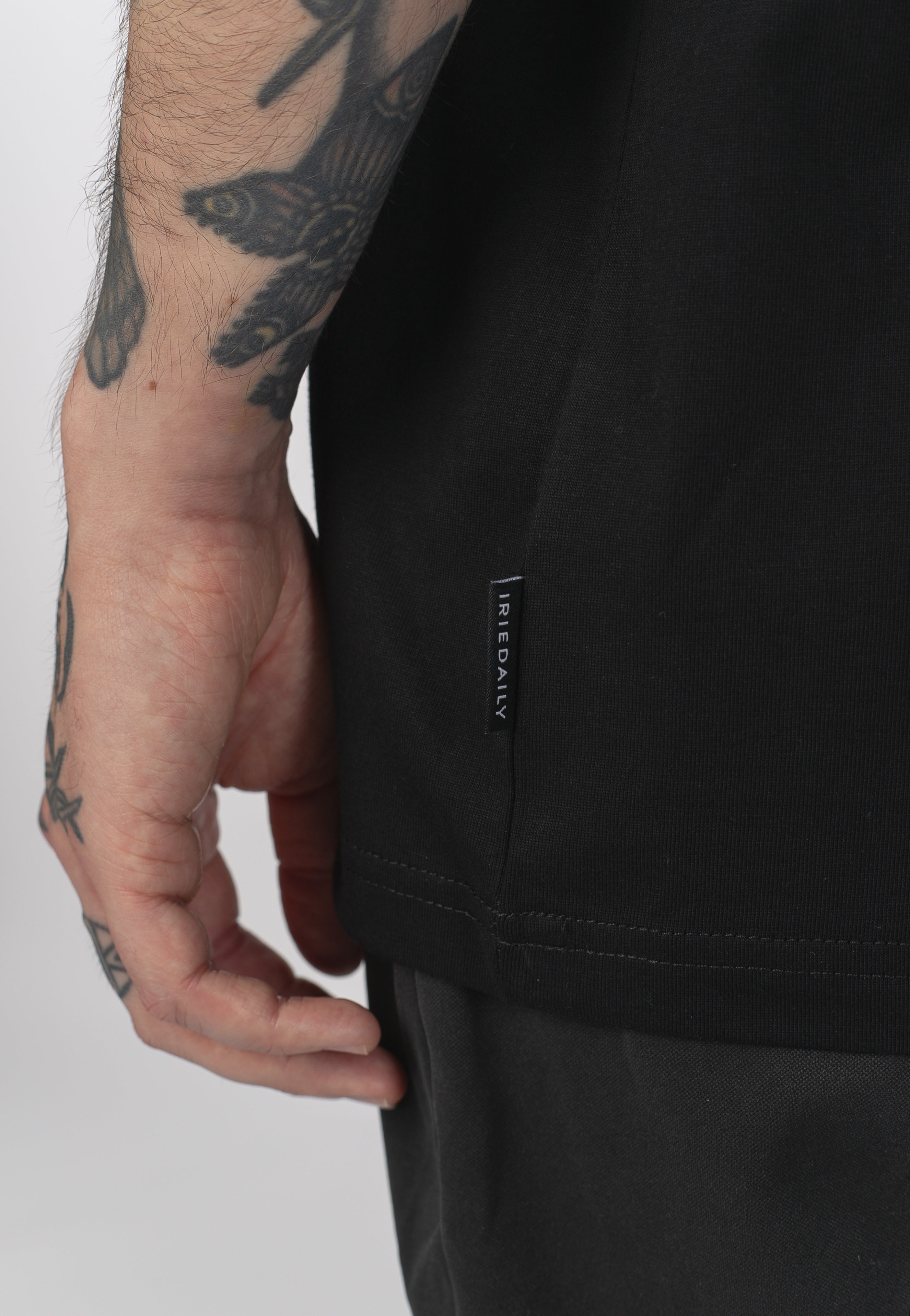 Iriedaily - Play Different Black - T-Shirt | Men-Image