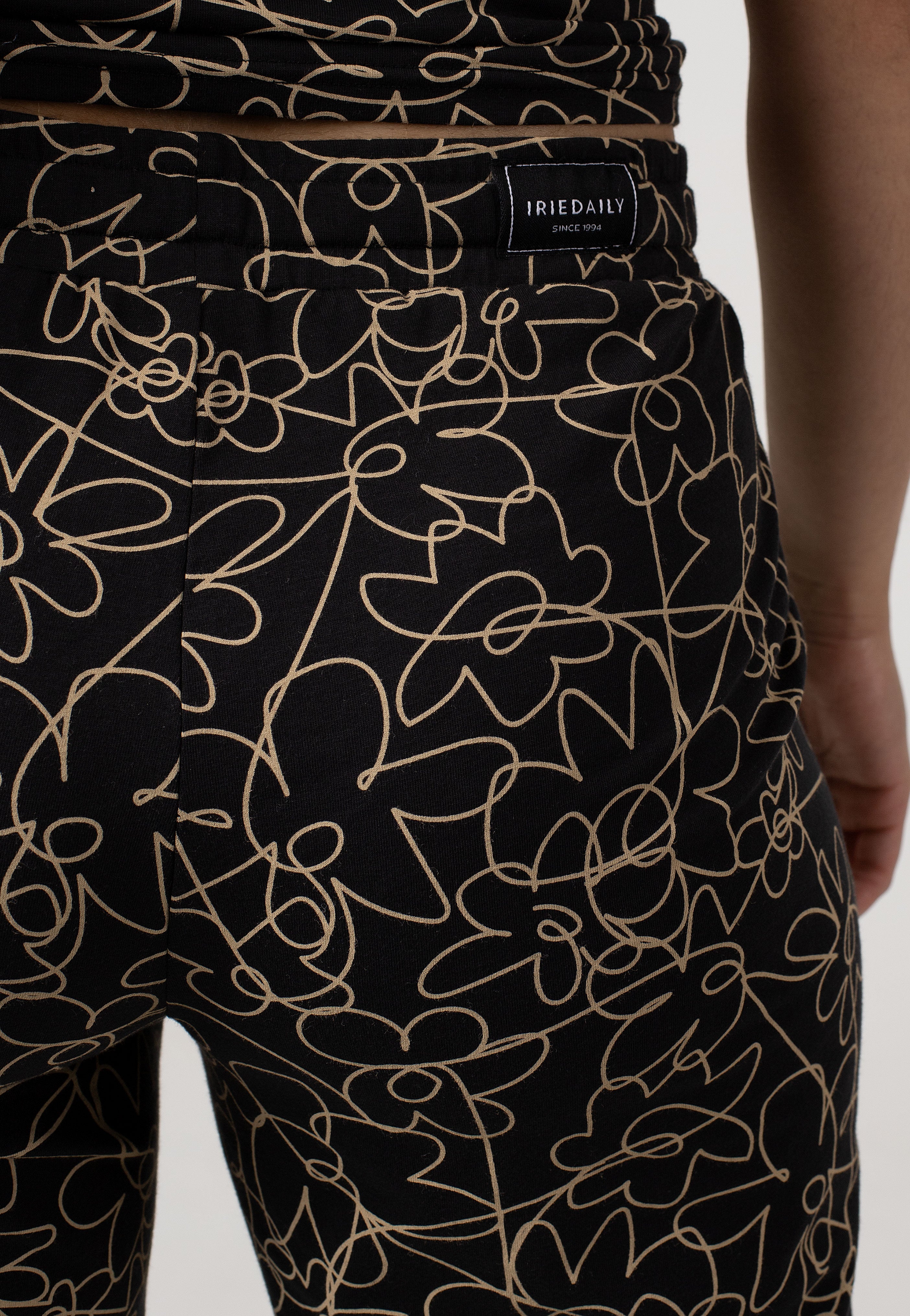 Iriedaily - Suni Organic Black - Sweat Pants | Women-Image