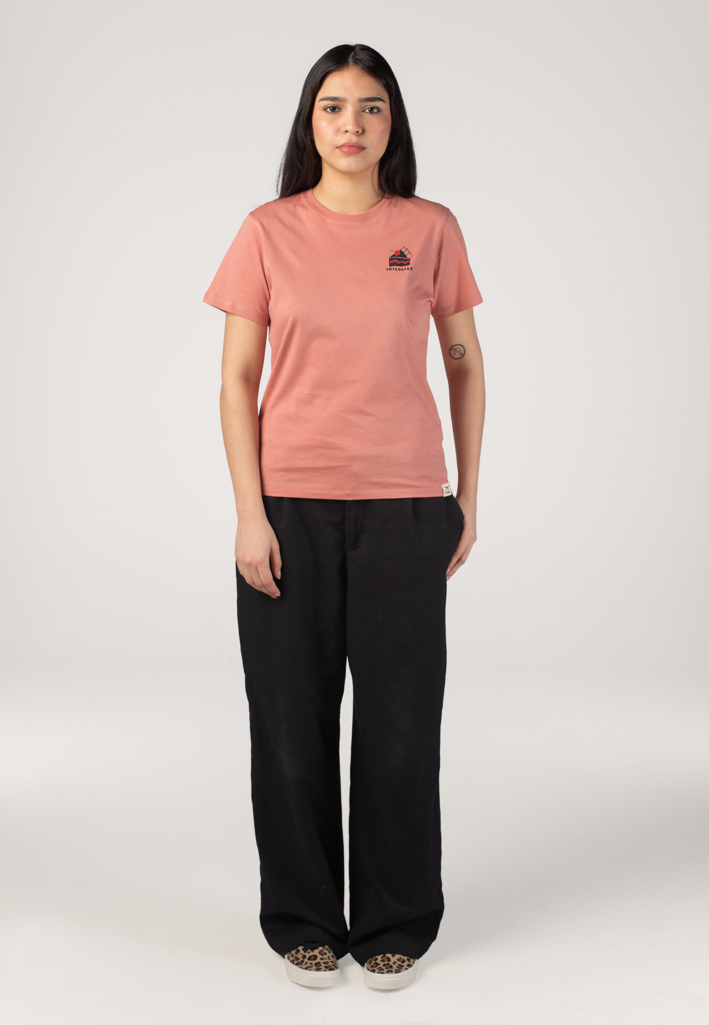 Iriedaily - Yoga Club Mineral Red - T-Shirt | Women-Image