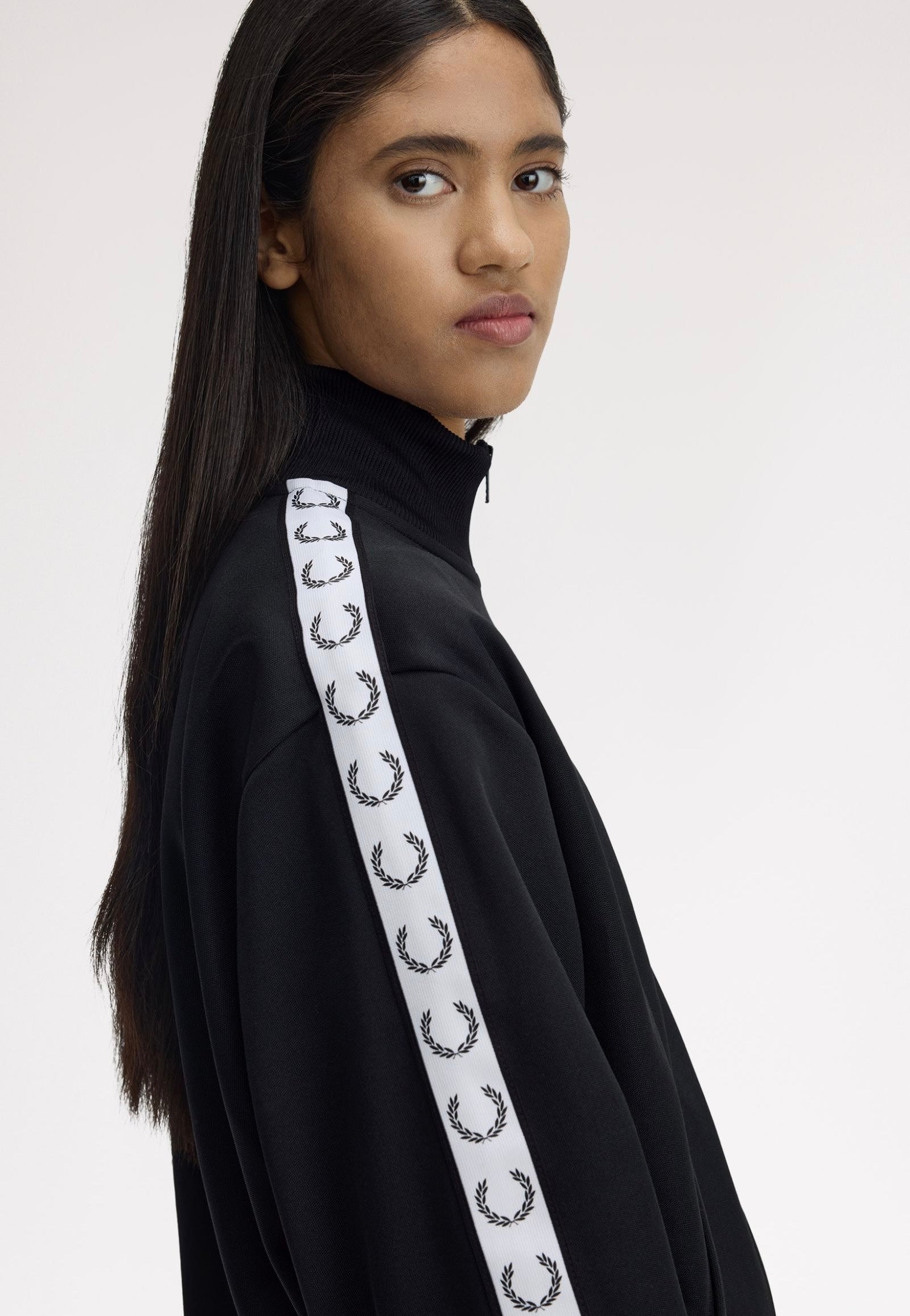 Fred Perry - Taped Black - Track Jacket | Women-Image