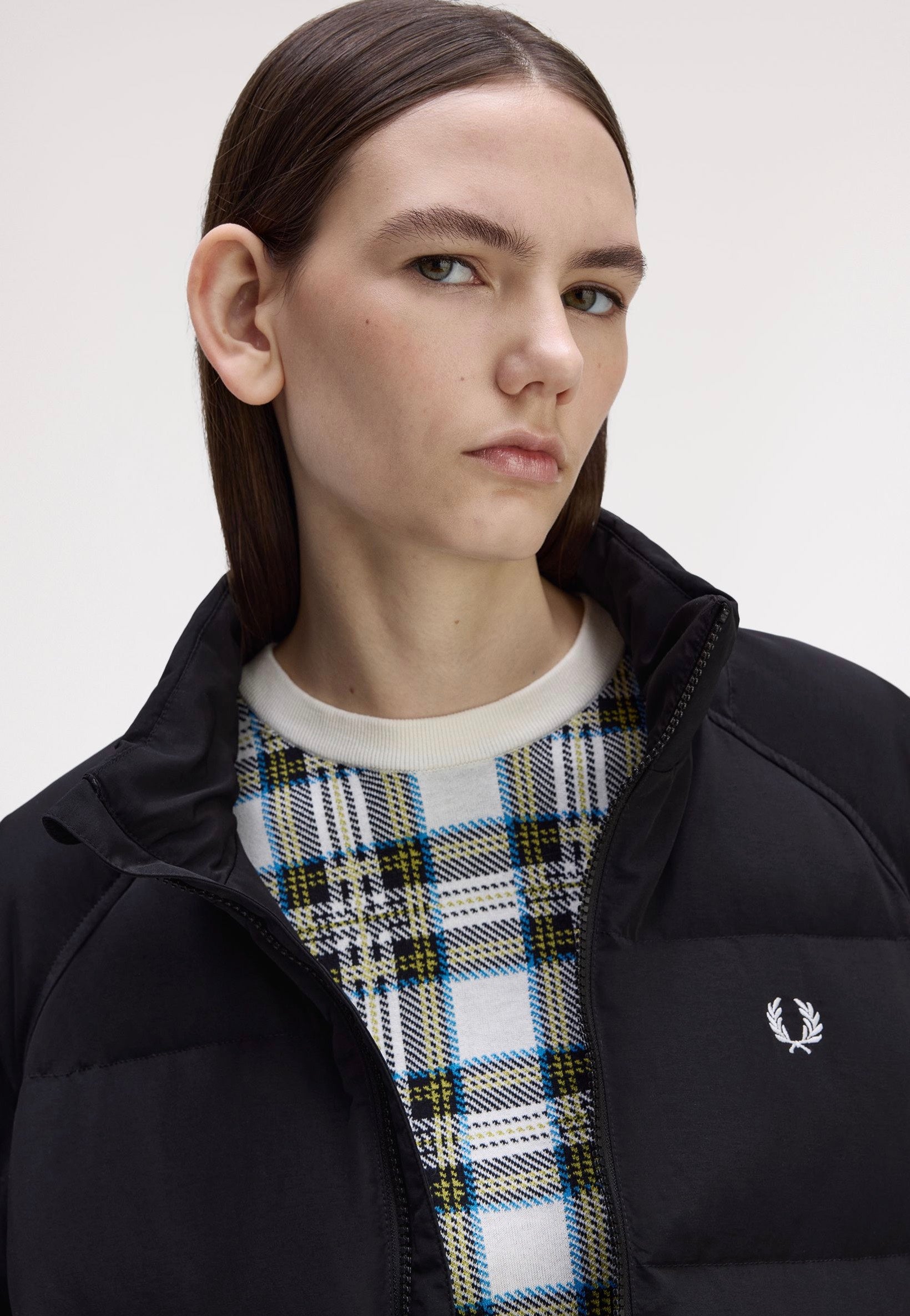 Fred Perry - Raglan Sleeve Padded Black - Jacket | Women-Image