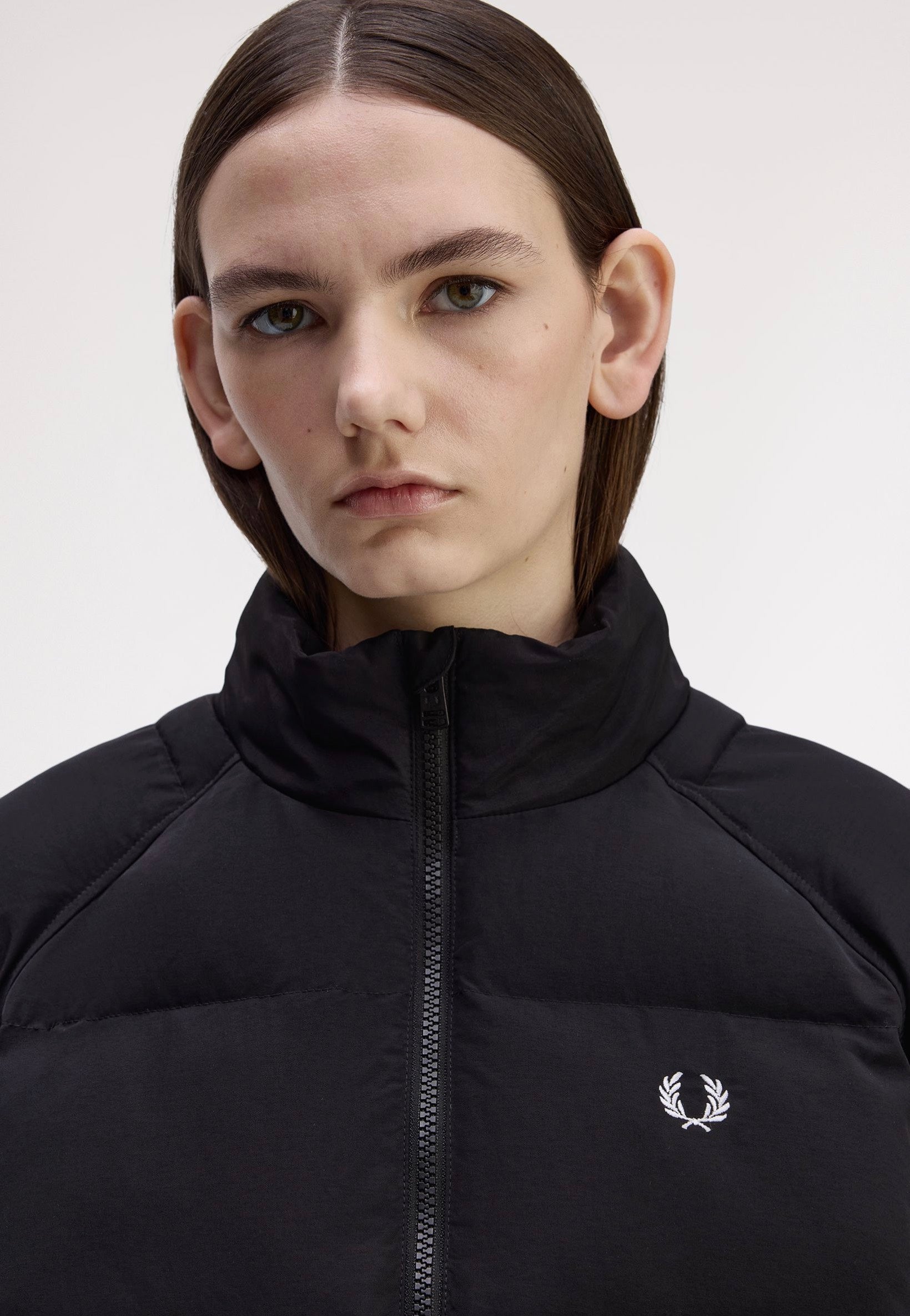 Fred Perry Raglan Sleeve Padded Black - Jacket | Impericon