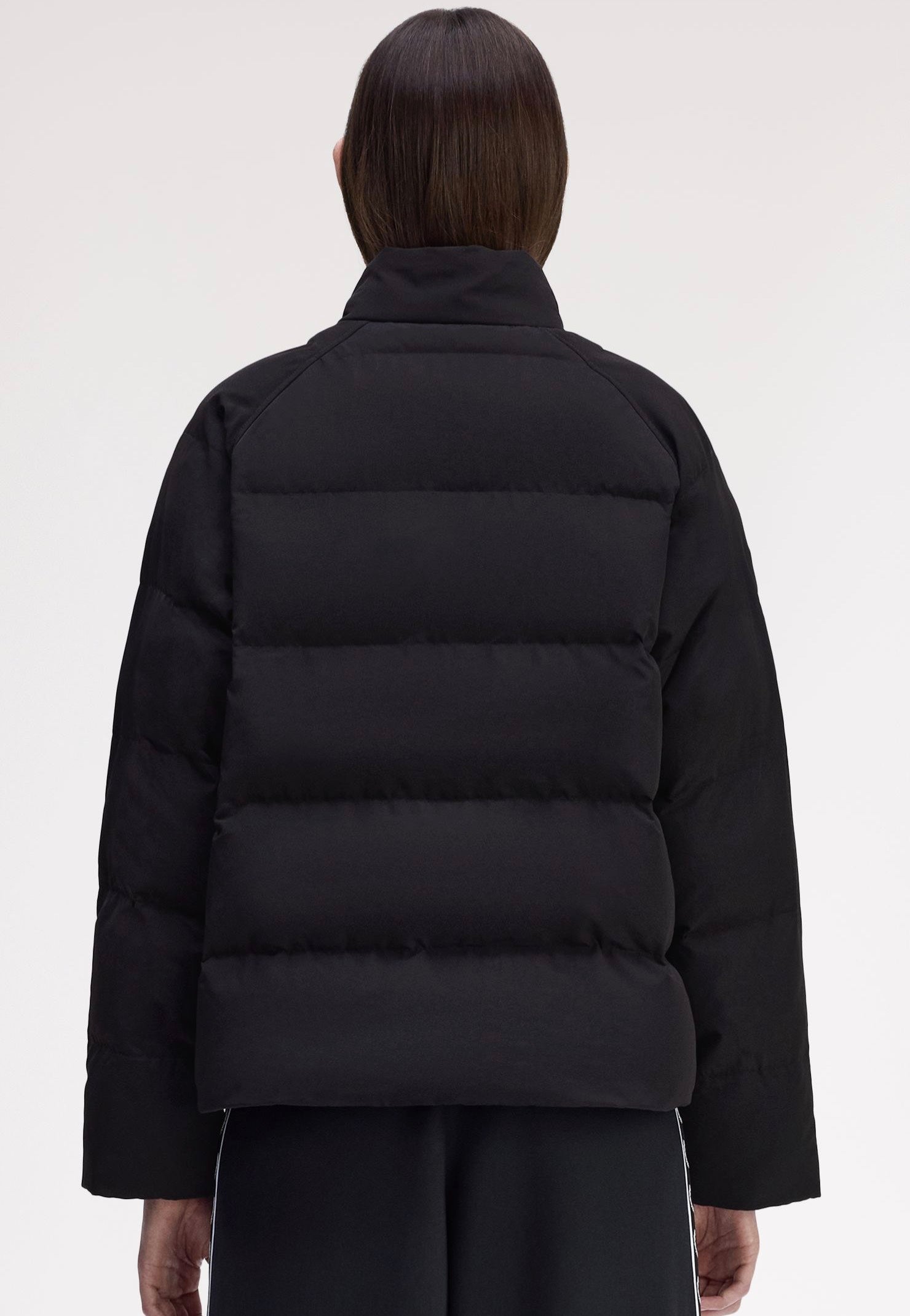 Fred Perry Raglan Sleeve Padded Black - Jacket | Impericon