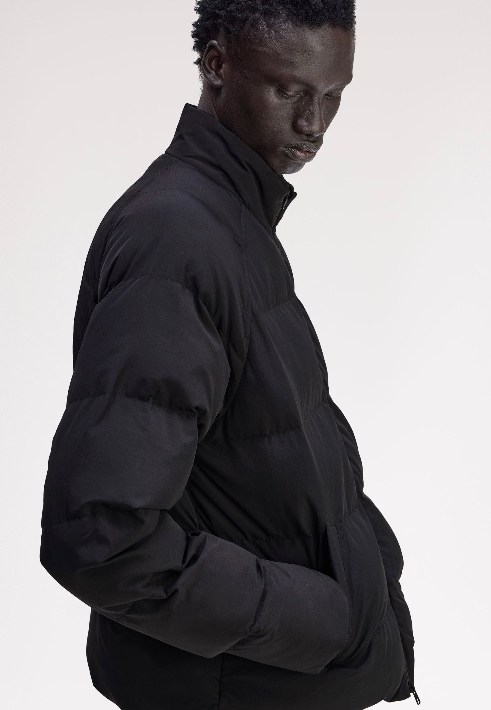 Fred Perry - Raglan Sleeve Padded Black - Jacket | Men-Image