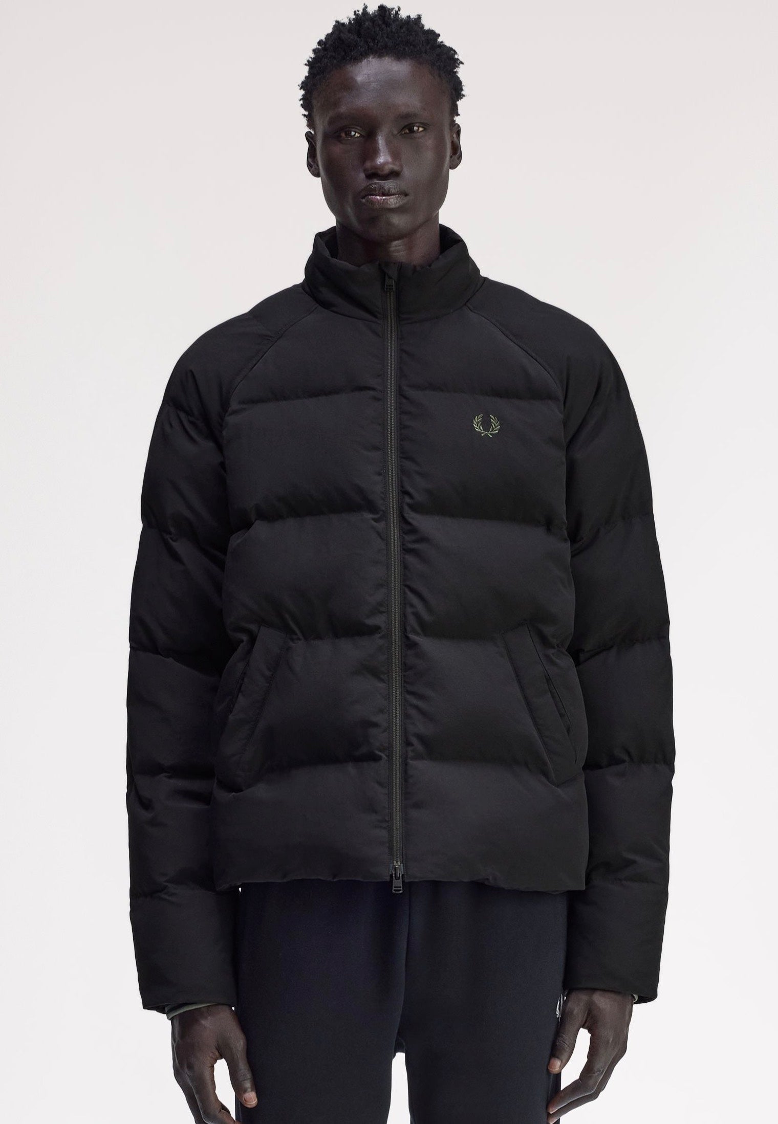 Fred Perry - Raglan Sleeve Padded Black - Jacket | Men-Image