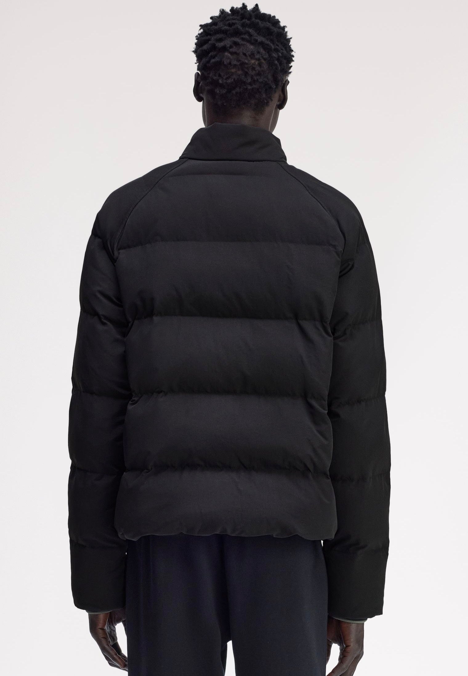 Fred Perry - Raglan Sleeve Padded Black - Jacket | Men-Image