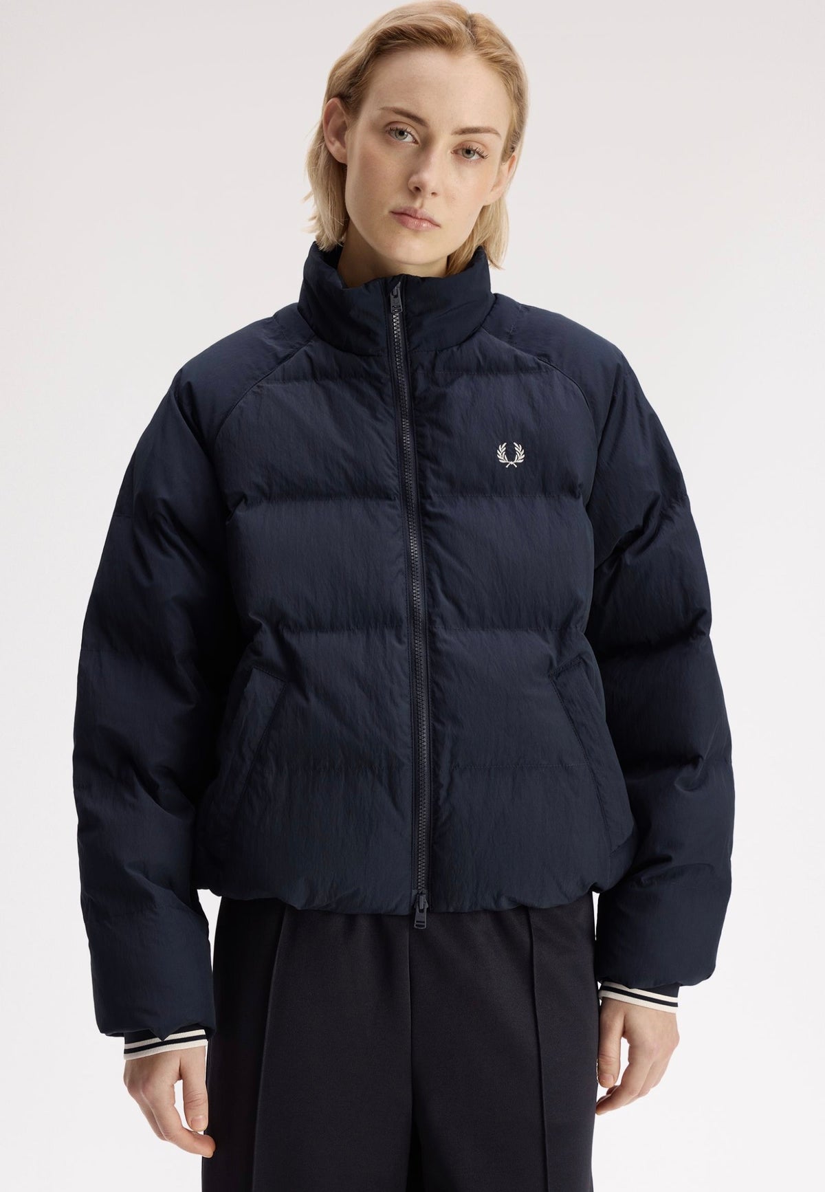 Fred Perry Raglan Sleeve Padded Navy Bunda | Women-Image