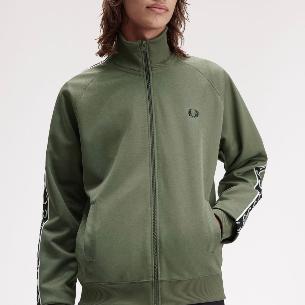 j4620_z50_v2_q325_ed1_1ade3ded