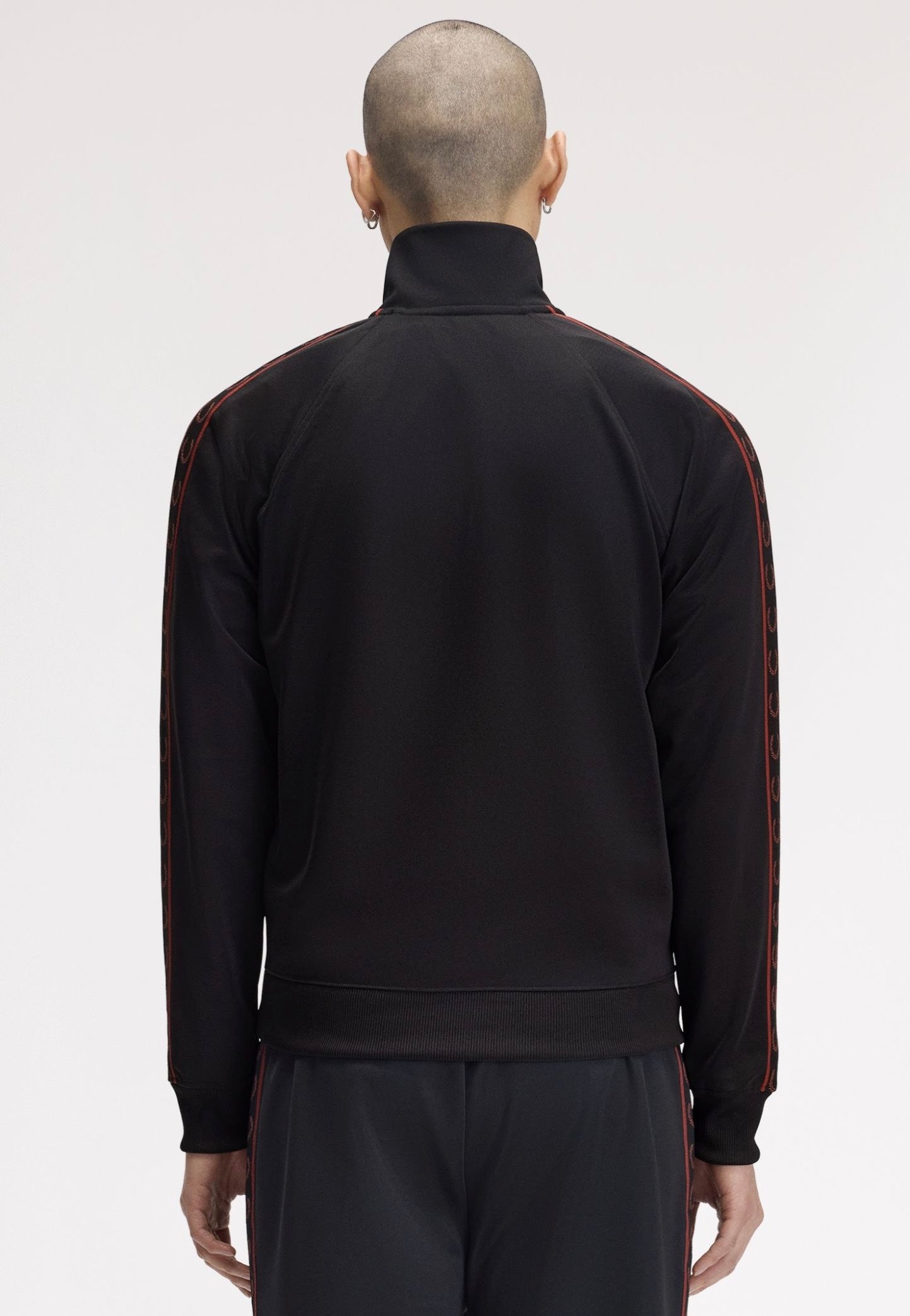 Fred Perry - Contrast Tape Track Black - Track Jacket | Men-Image
