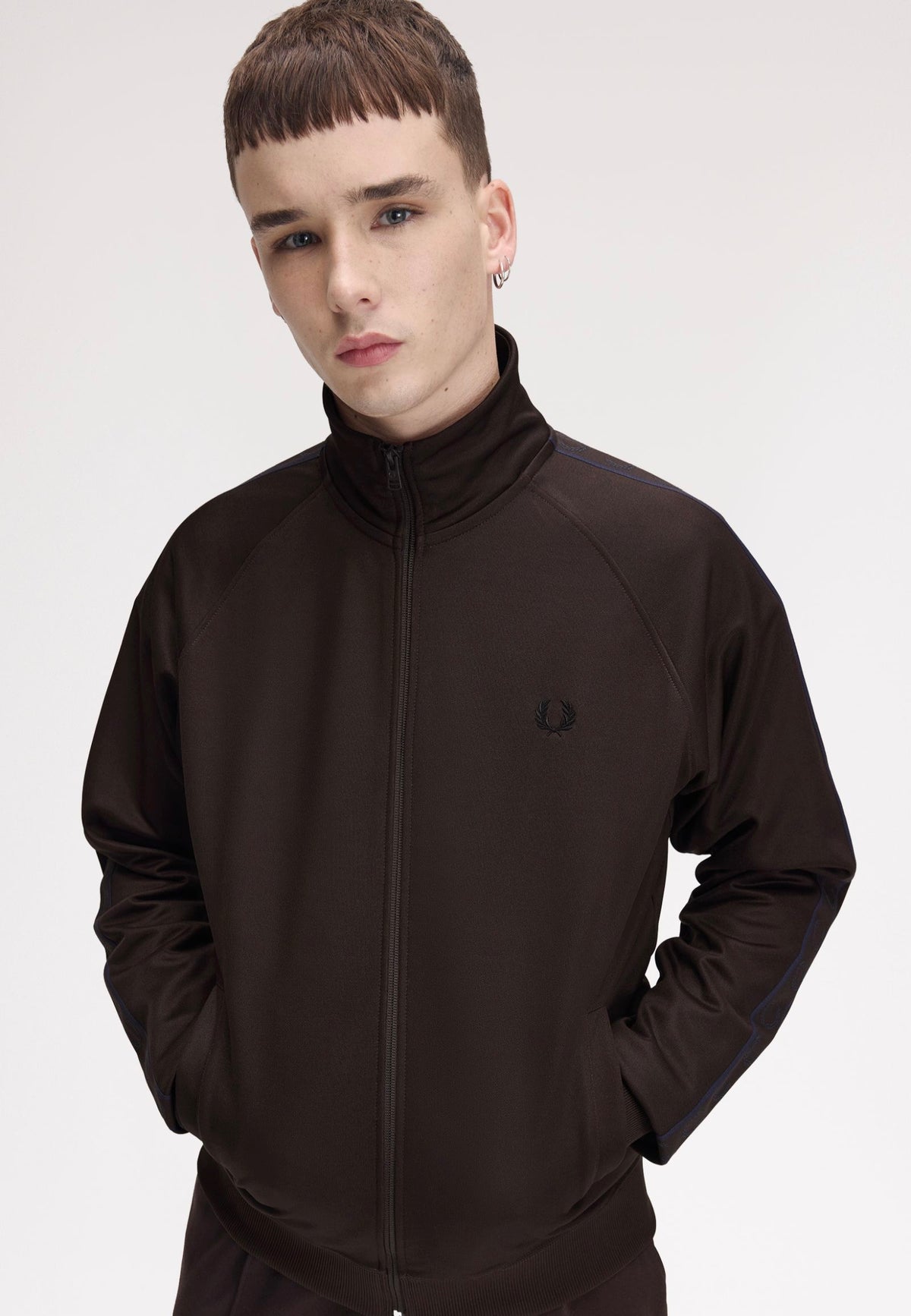 Fred Perry Contrast Tape Track Rich Brown Kurtka sportowa | Men-Image