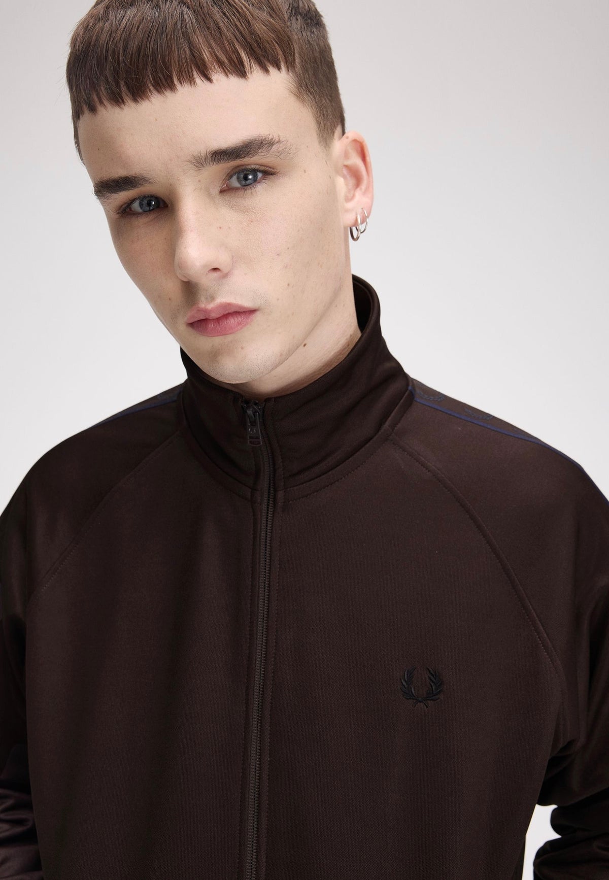 Fred Perry Contrast Tape Track Rich Brown Kurtka sportowa | Men-Image