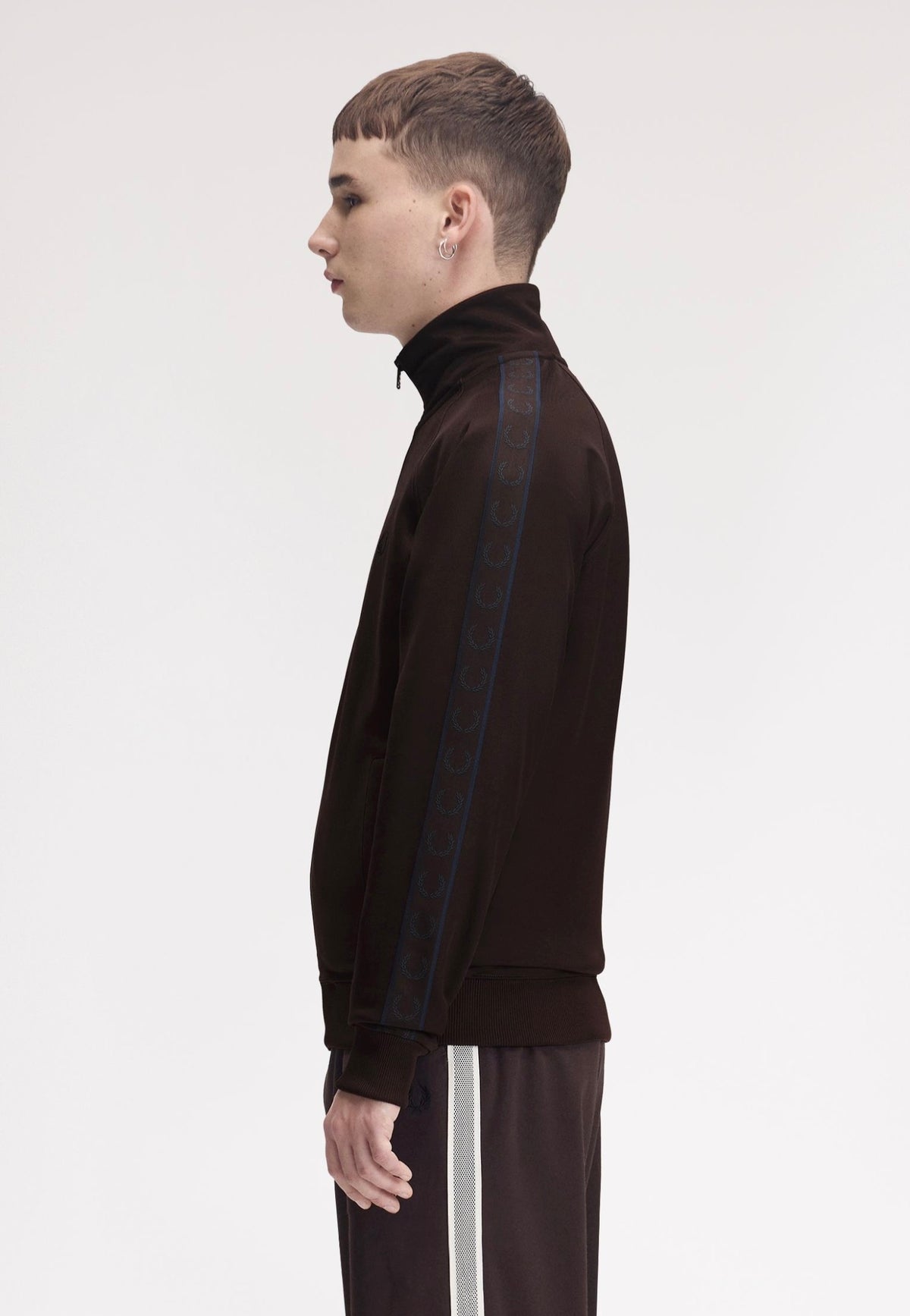 Fred Perry Contrast Tape Track Rich Brown Kurtka sportowa | Men-Image