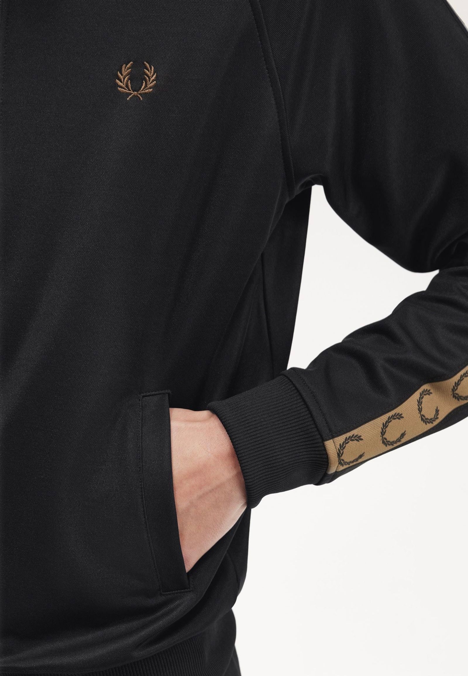 Fred Perry - Contrast Tape Track Black/Shadedstone - Track Jacket | Men-Image