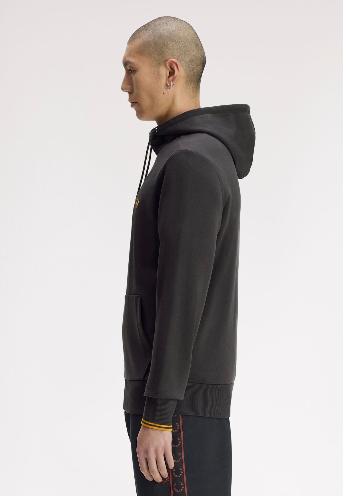 Fred Perry Hooded Zip Through Anchor Grey/Golden Huvtröja med dragkedja | Men-Image