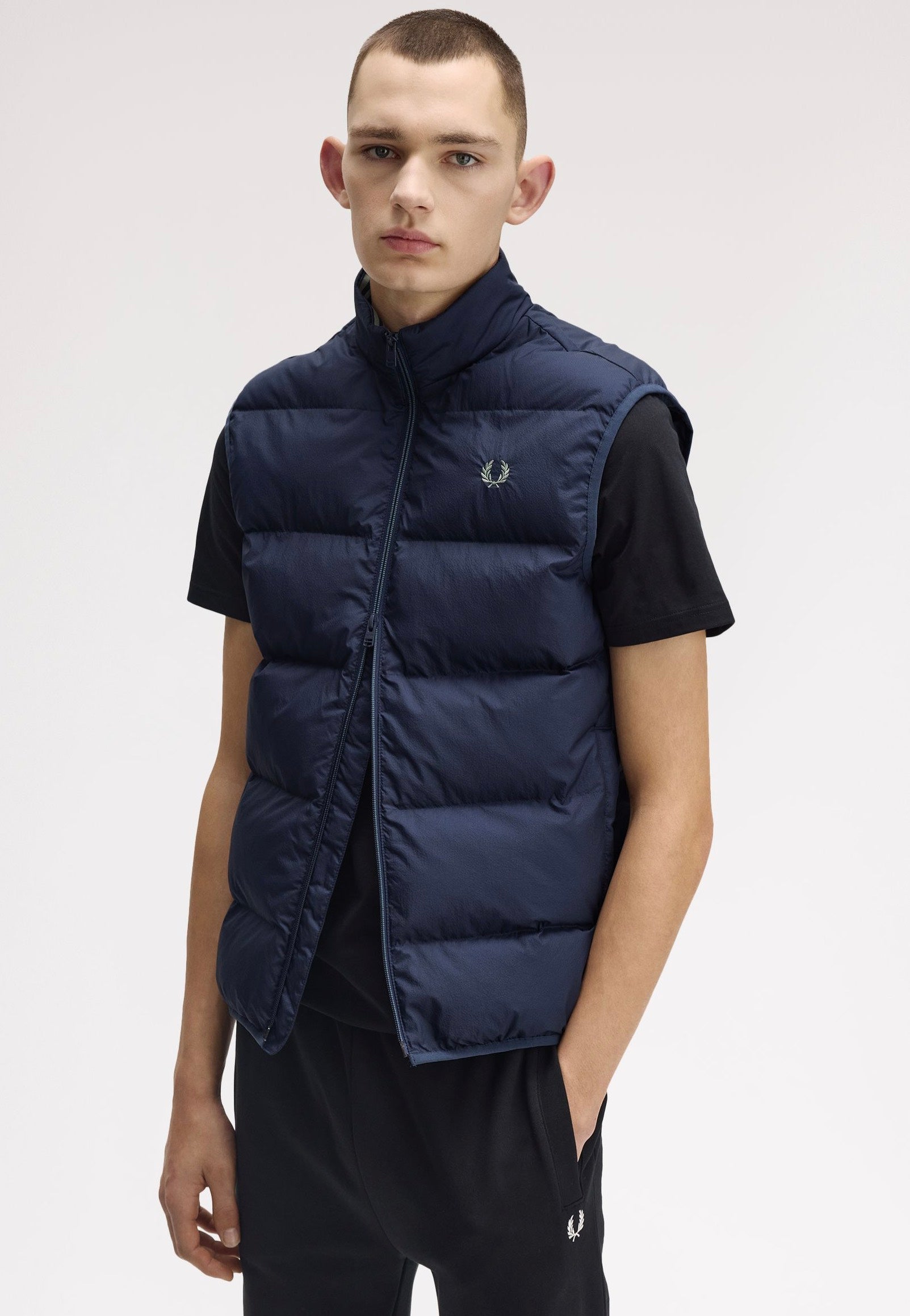 Fred Perry - Insulated Dark Airforce - Vest | Men-Image