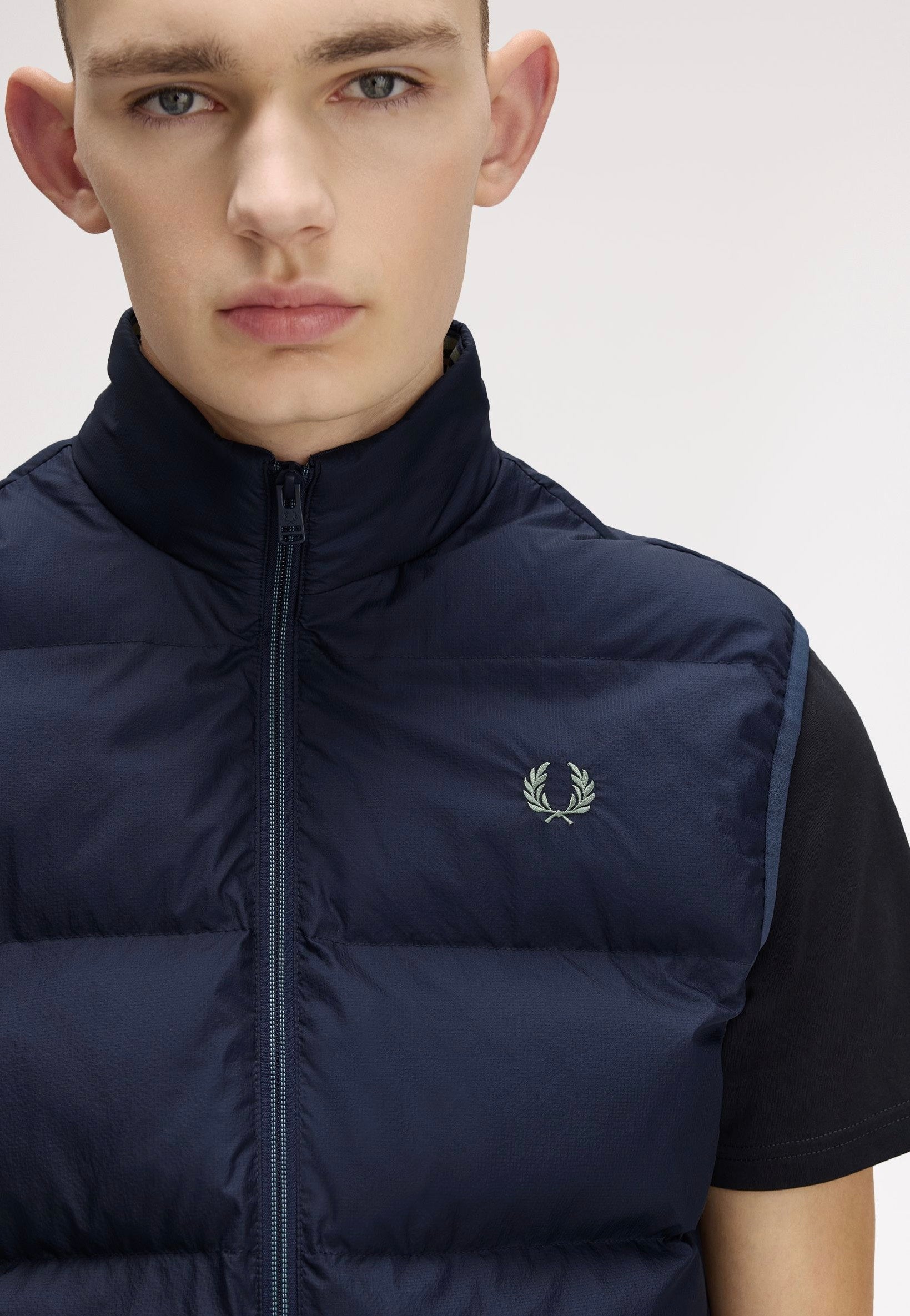 Fred Perry - Insulated Dark Airforce - Vest | Men-Image